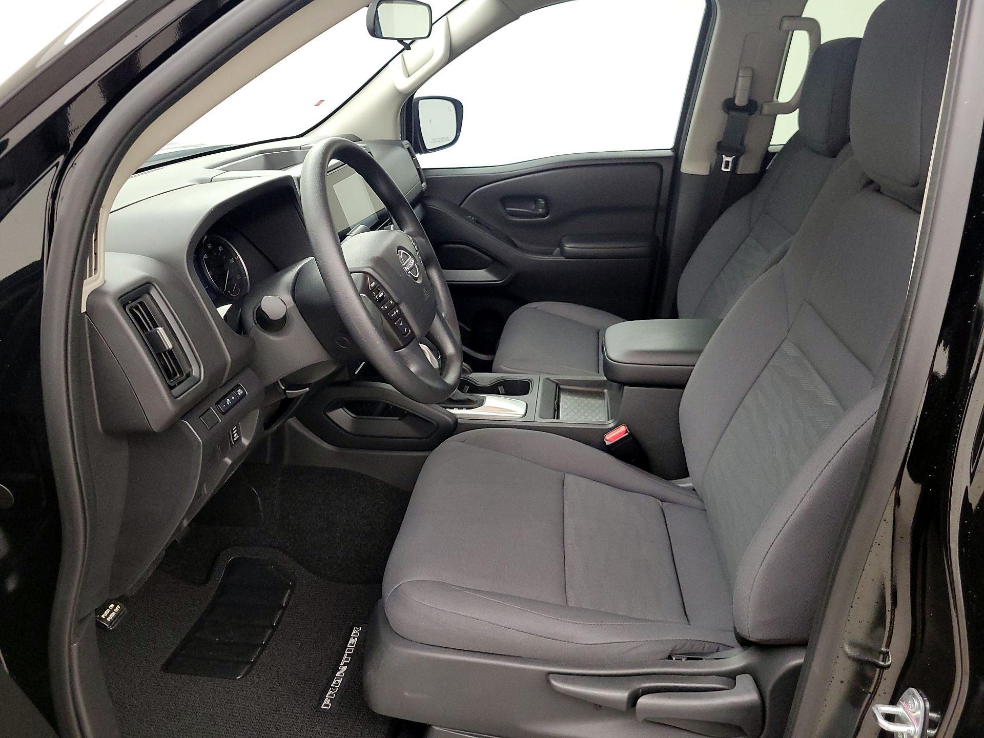 Thumbnail: 2025 Nissan Frontier - 11