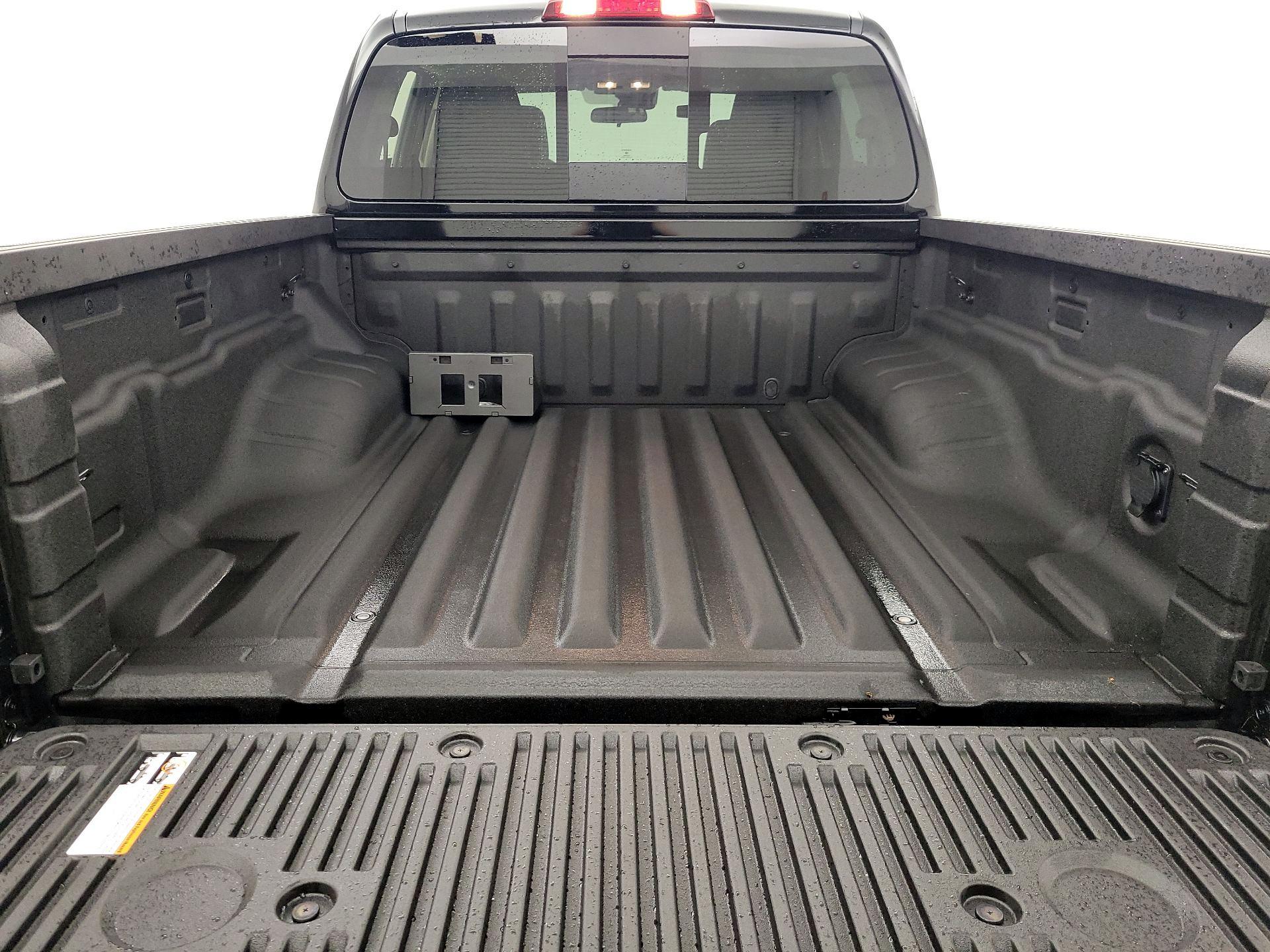 Thumbnail: 2025 Nissan Frontier - 20