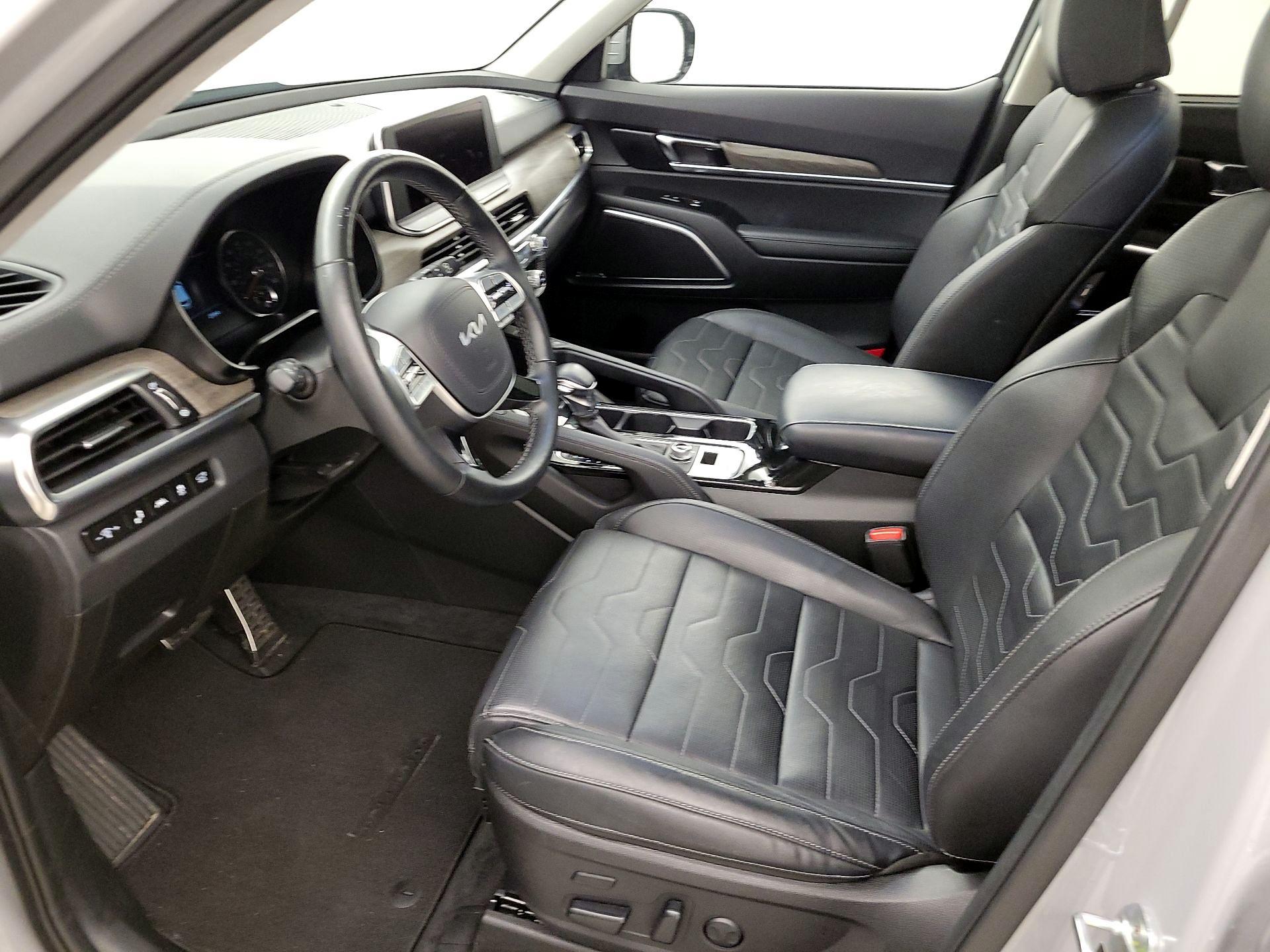 Thumbnail: 2022 Kia Telluride - 11