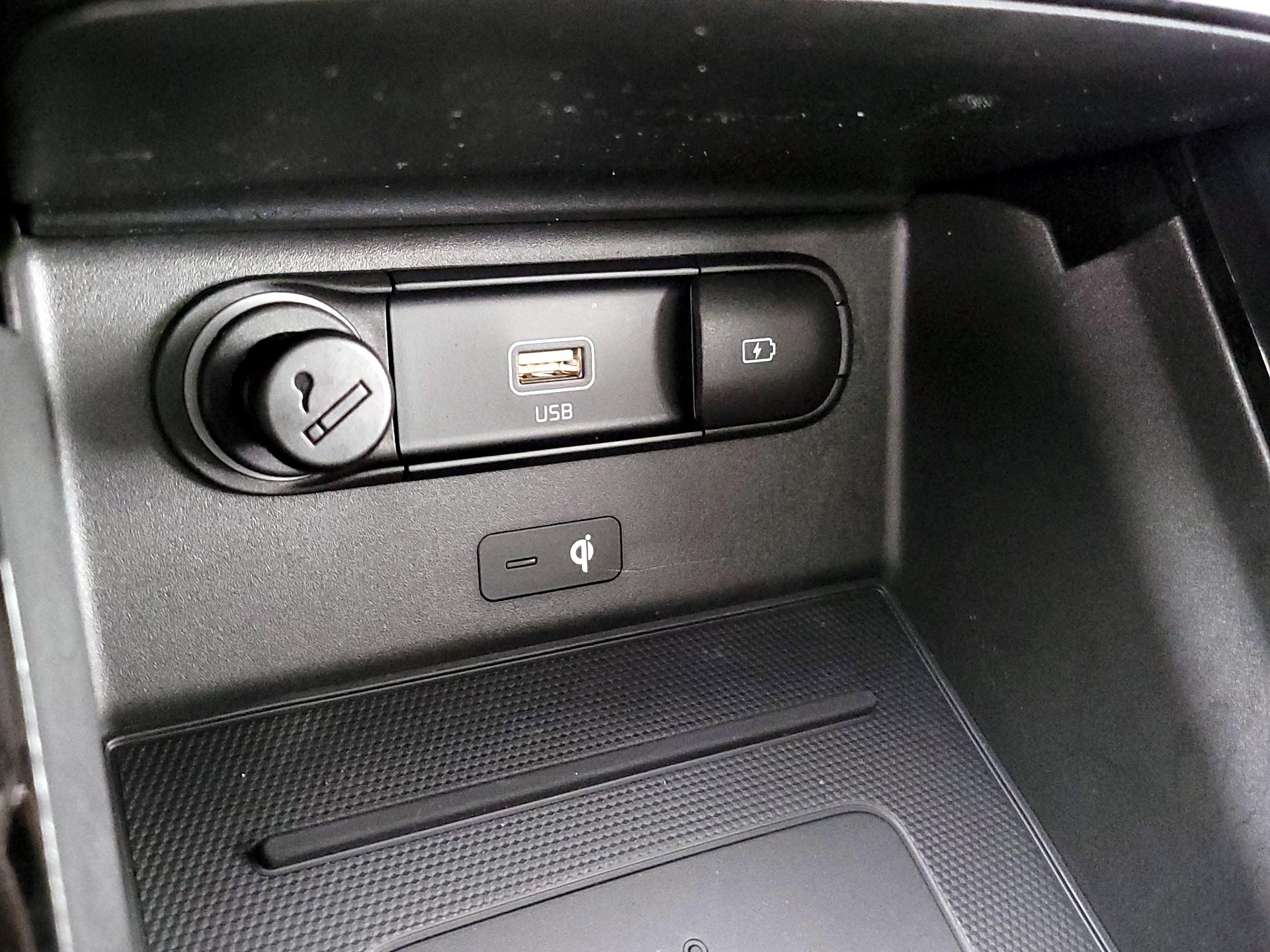 Thumbnail: 2022 Kia Telluride - 19