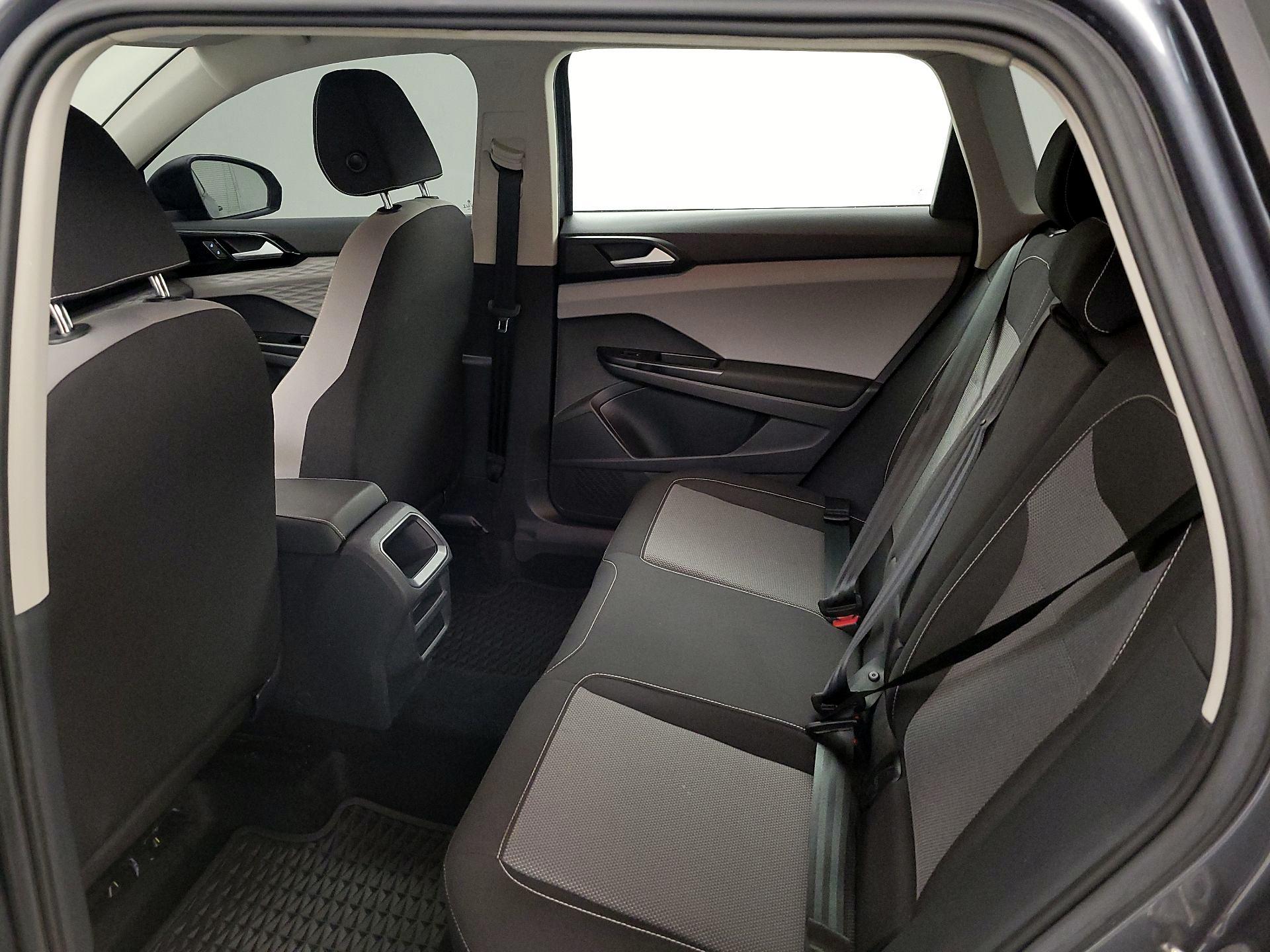 Thumbnail: 2023 Volkswagen Taos - 19