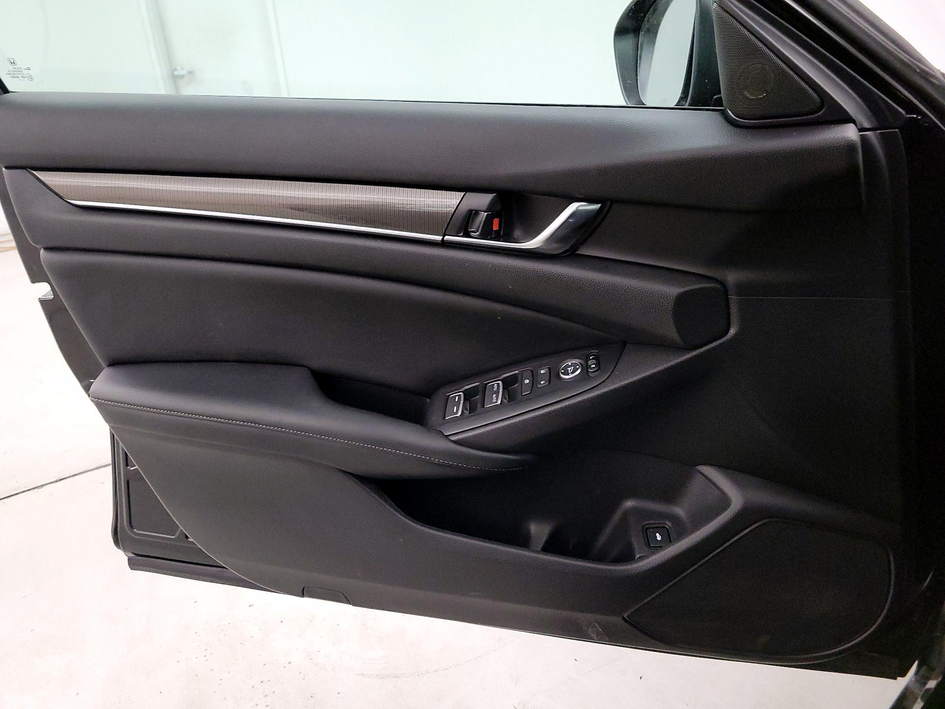 Thumbnail: 2021 Honda Accord - 12