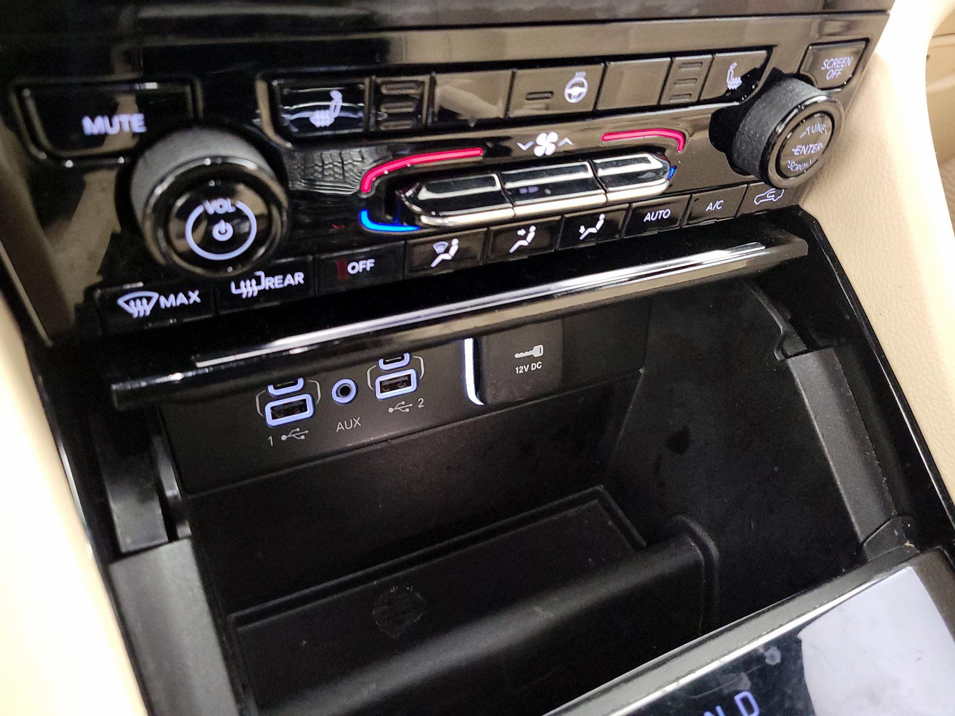 Thumbnail: 2023 Jeep Grand Cherokee - 17