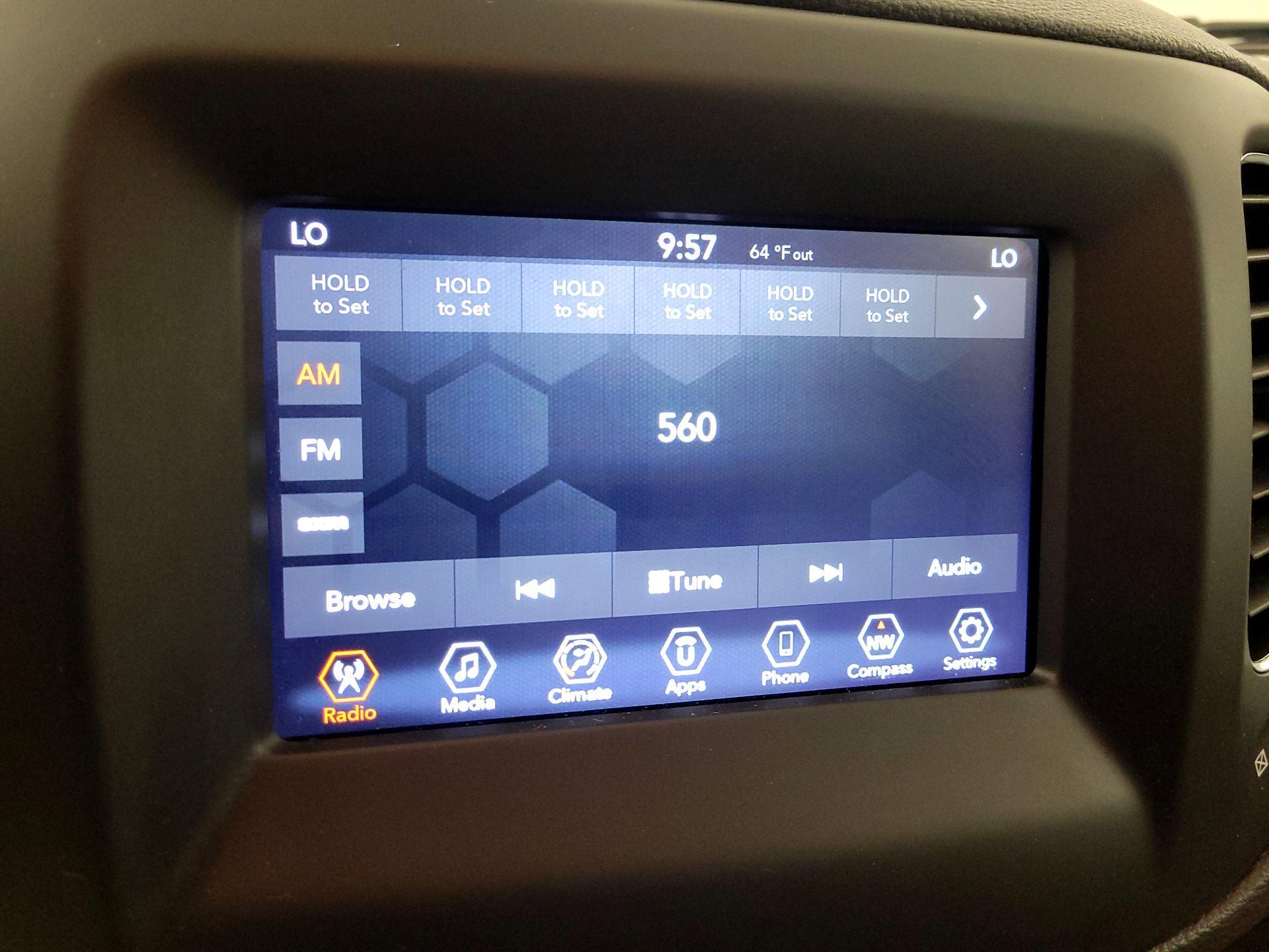 Thumbnail: 2020 Jeep Compass - 15