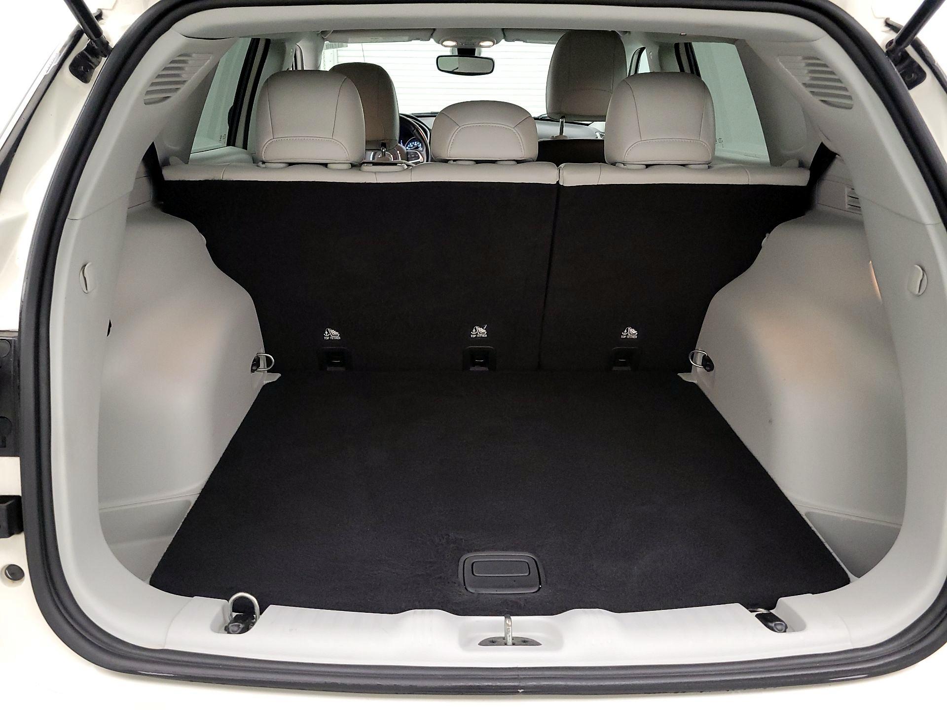 Thumbnail: 2020 Jeep Compass - 20