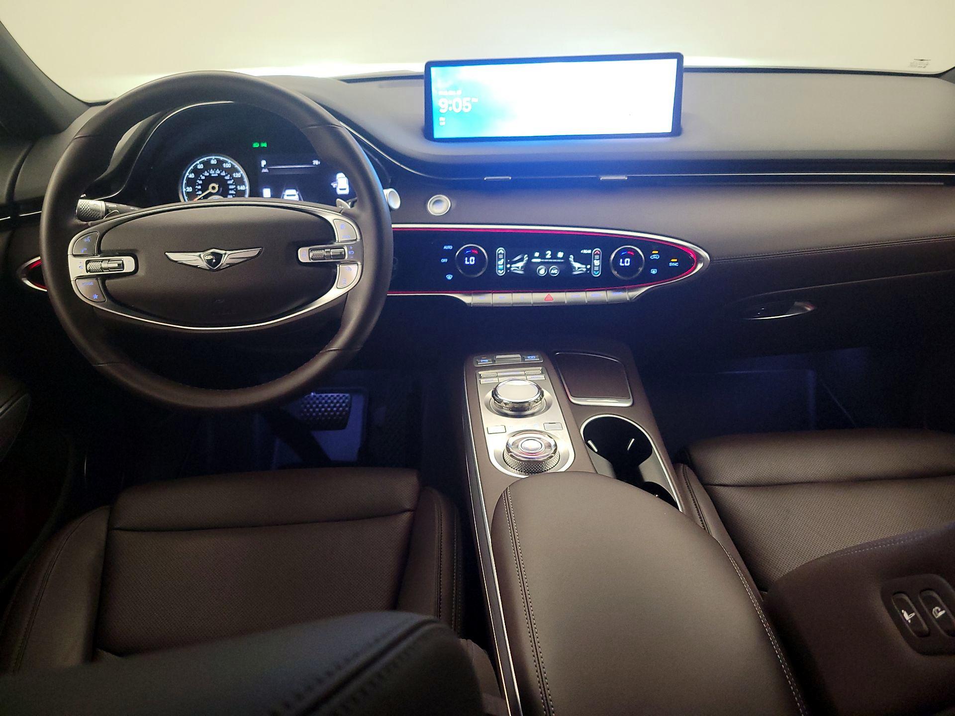 Thumbnail: 2023 Genesis GV70 - 9