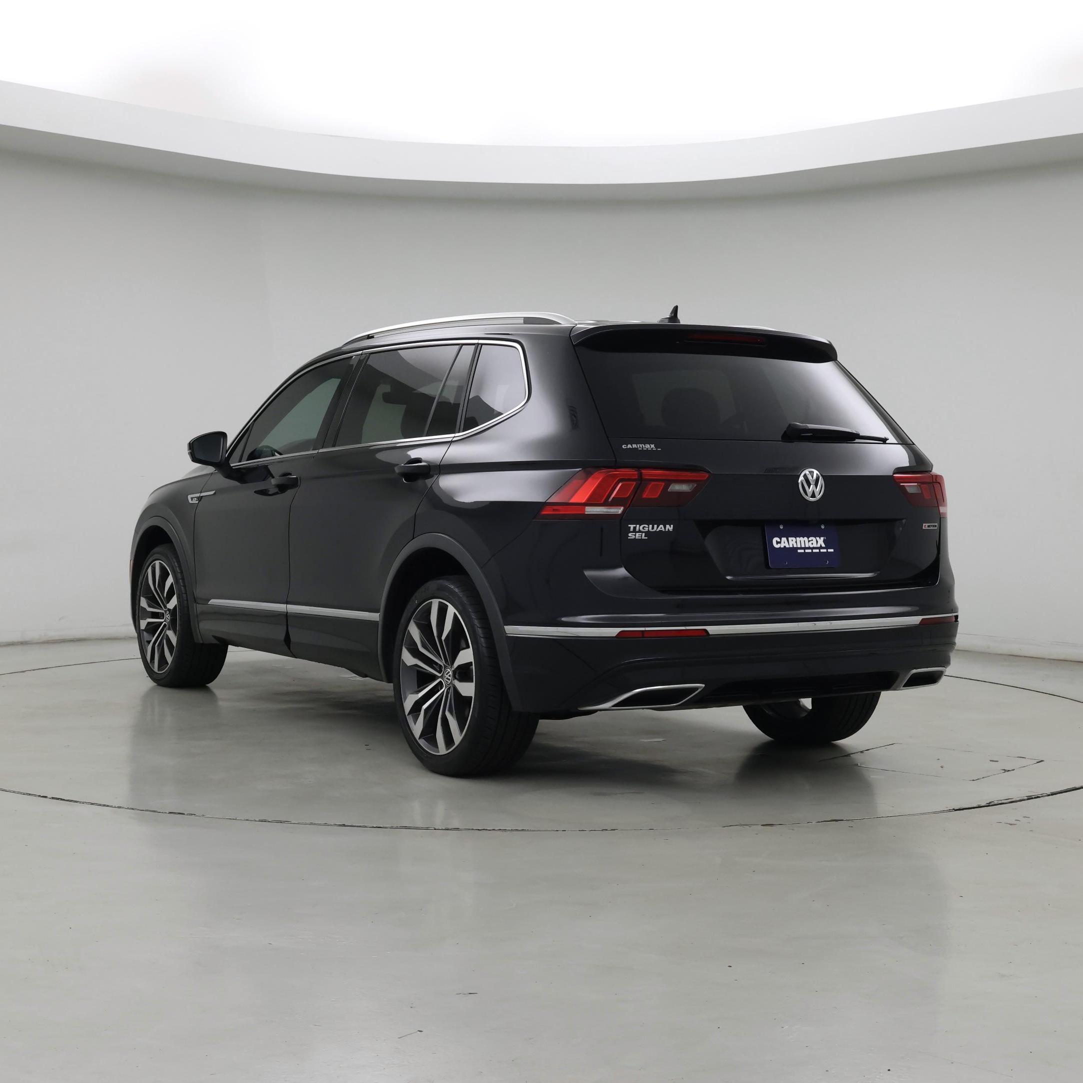 Thumbnail: 2020 Volkswagen Tiguan - 2