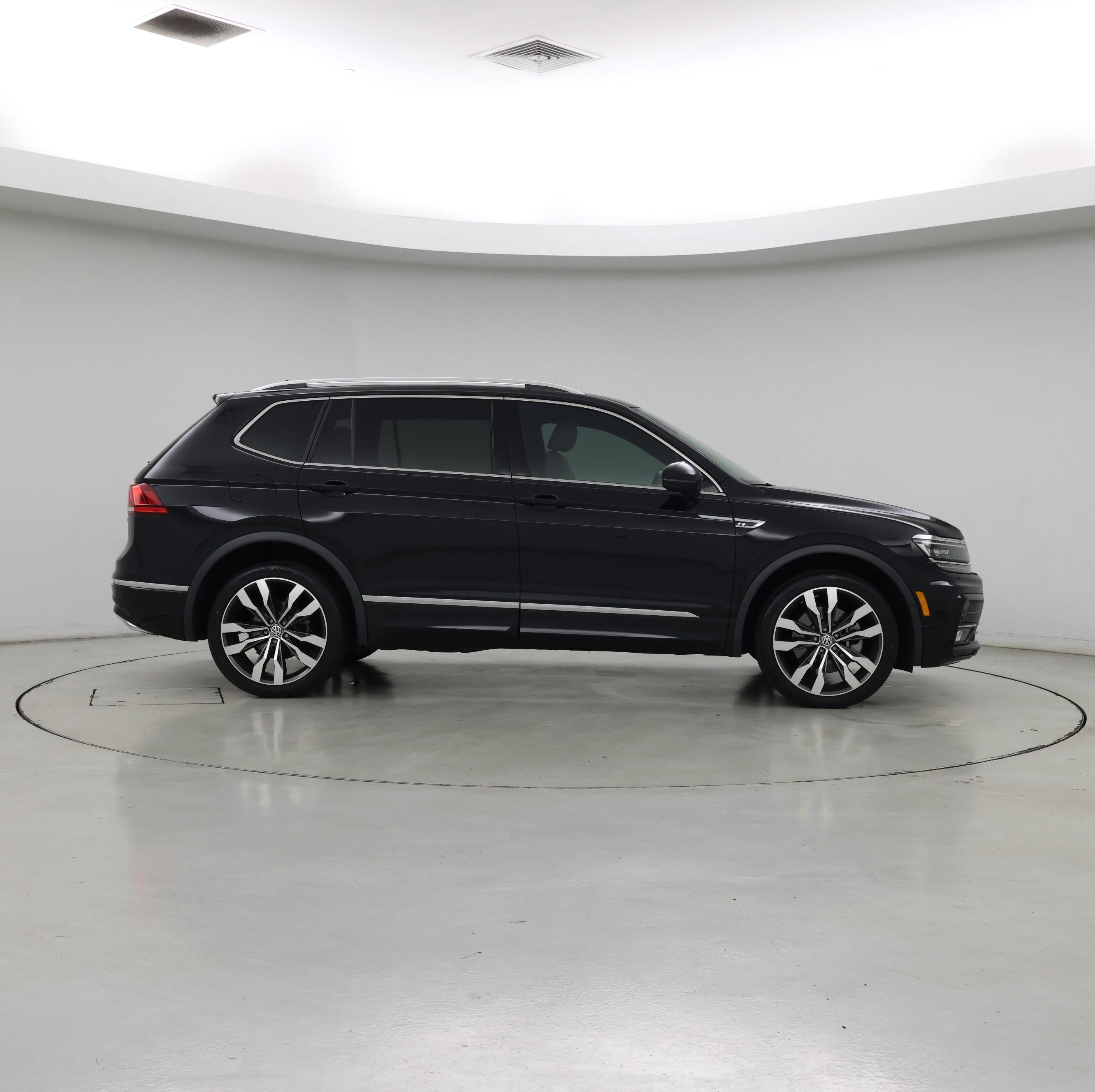 Thumbnail: 2020 Volkswagen Tiguan - 7