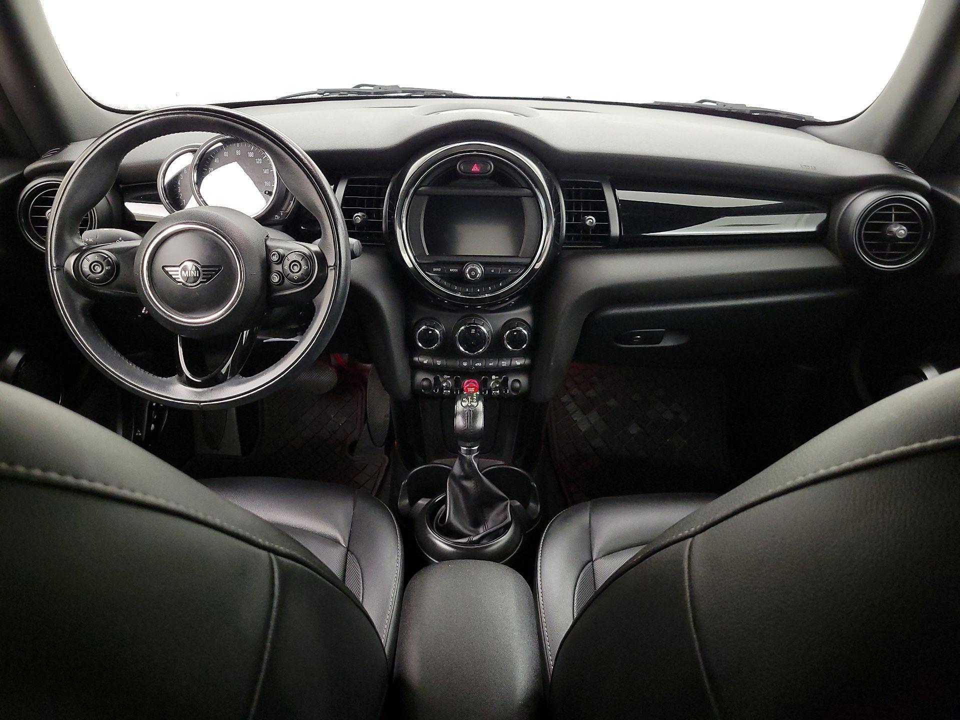 Thumbnail: 2019 MINI Cooper - 9