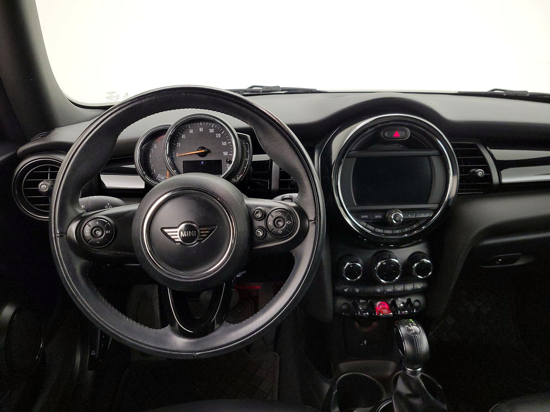 Thumbnail: 2019 MINI Cooper - 10