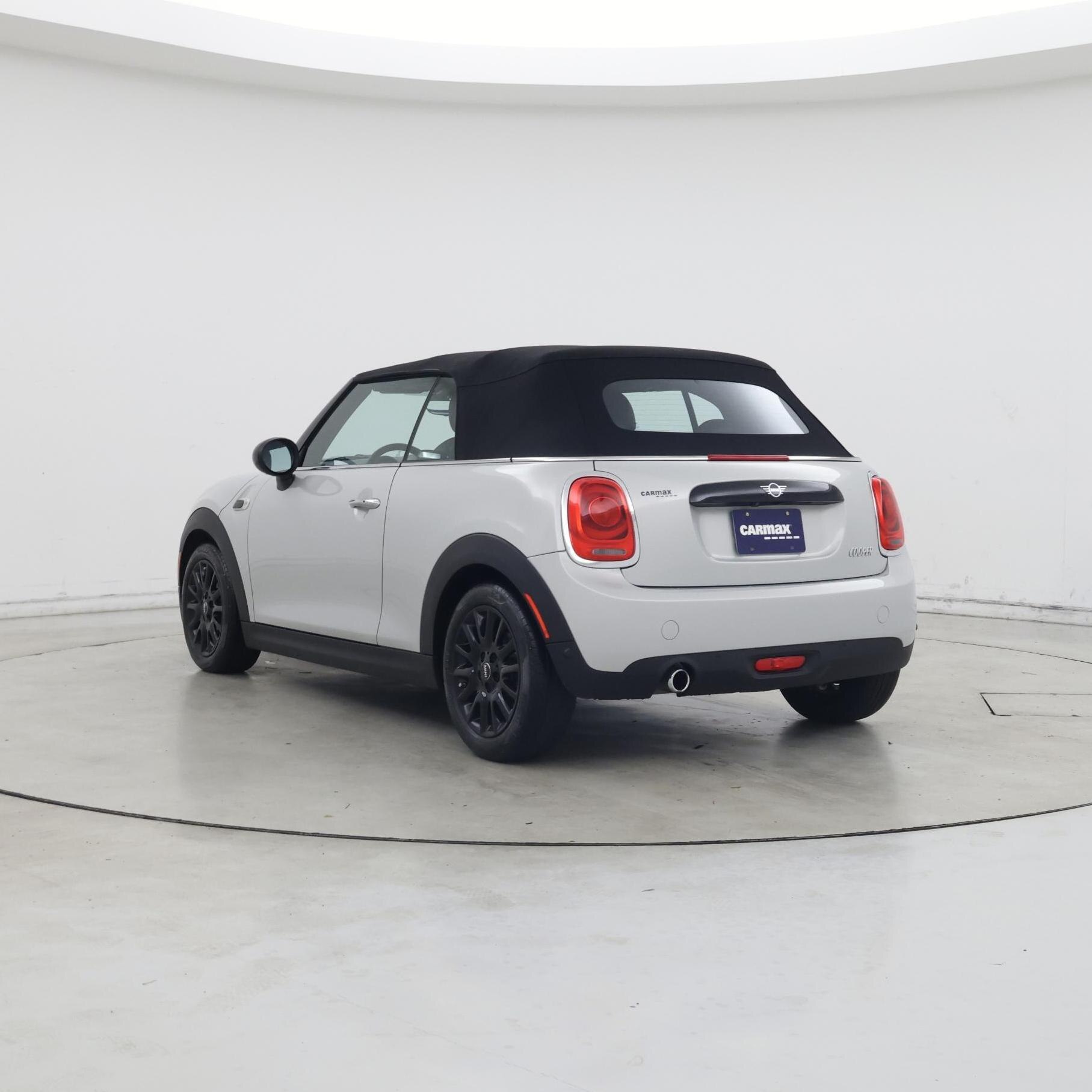 Thumbnail: 2019 MINI Cooper - 2