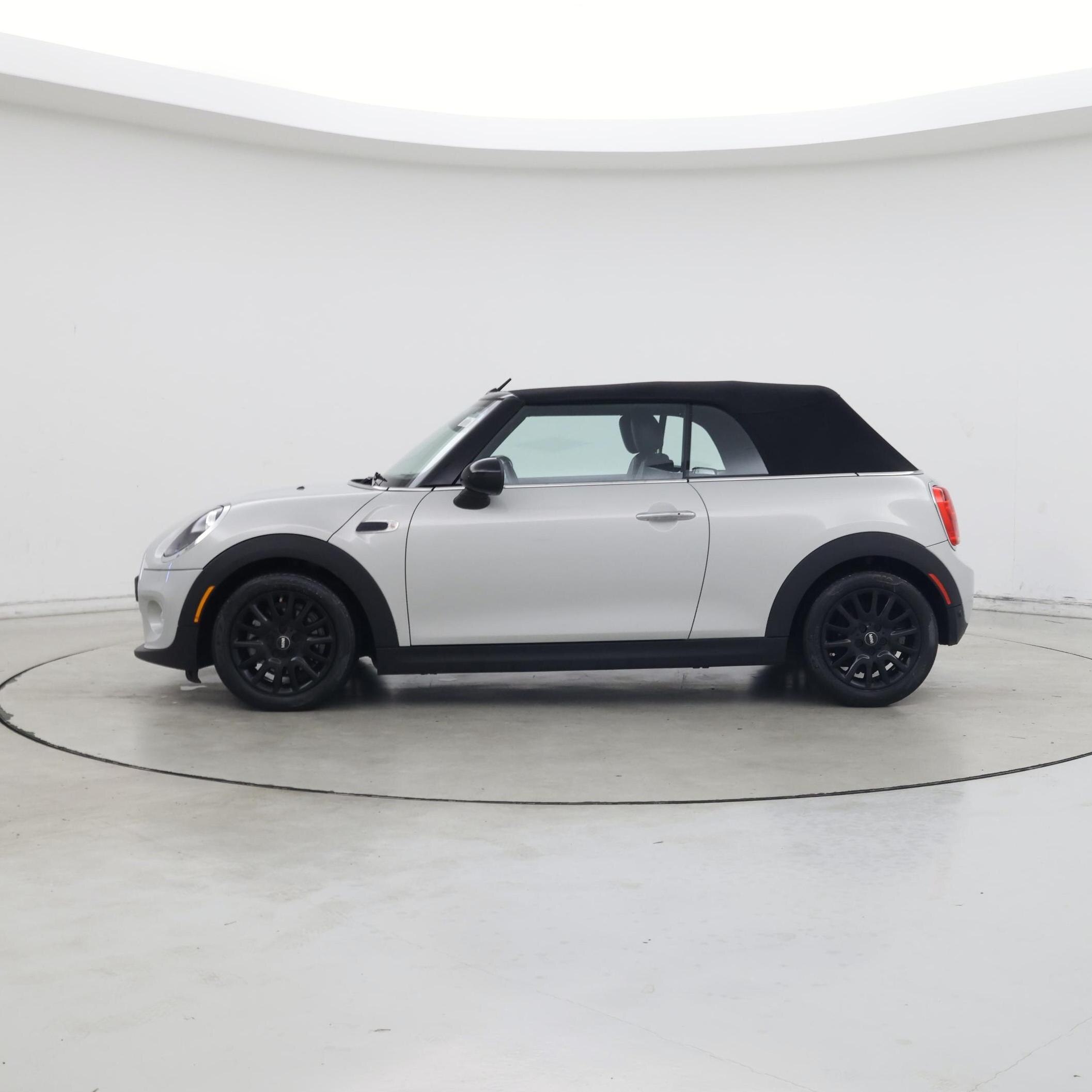 Thumbnail: 2019 MINI Cooper - 3