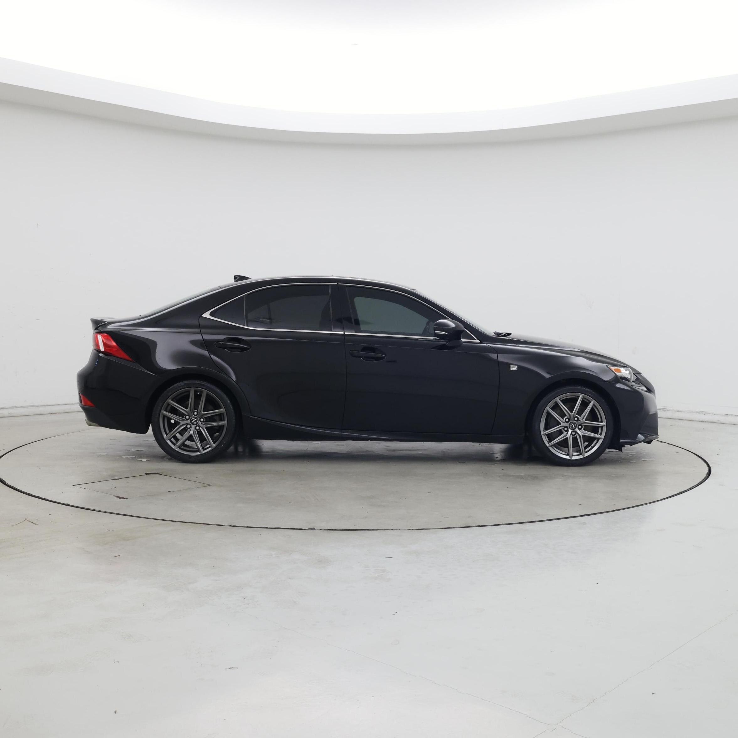Thumbnail: 2015 Lexus IS - 7
