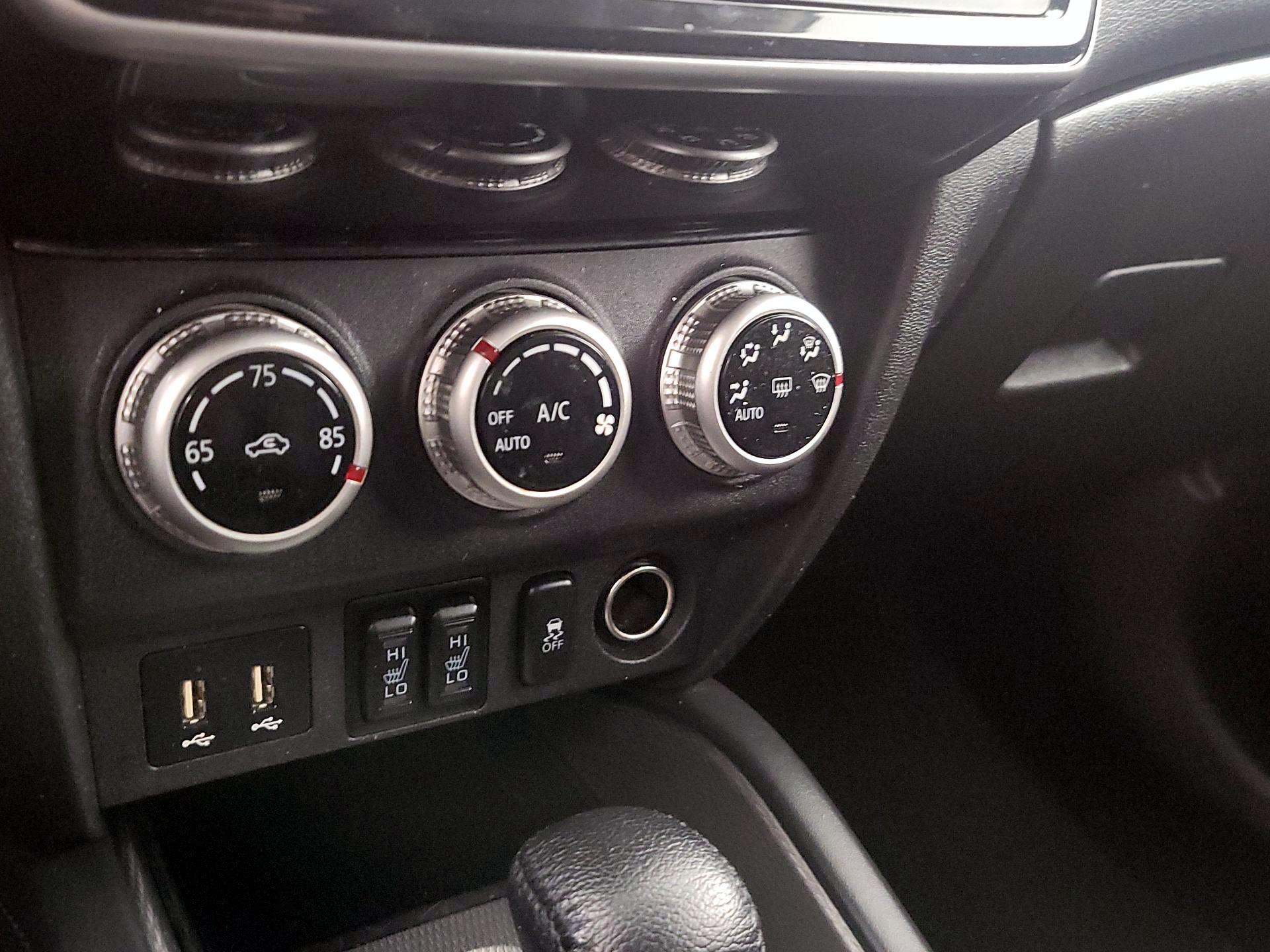 Thumbnail: 2022 Mitsubishi Outlander Sport - 16