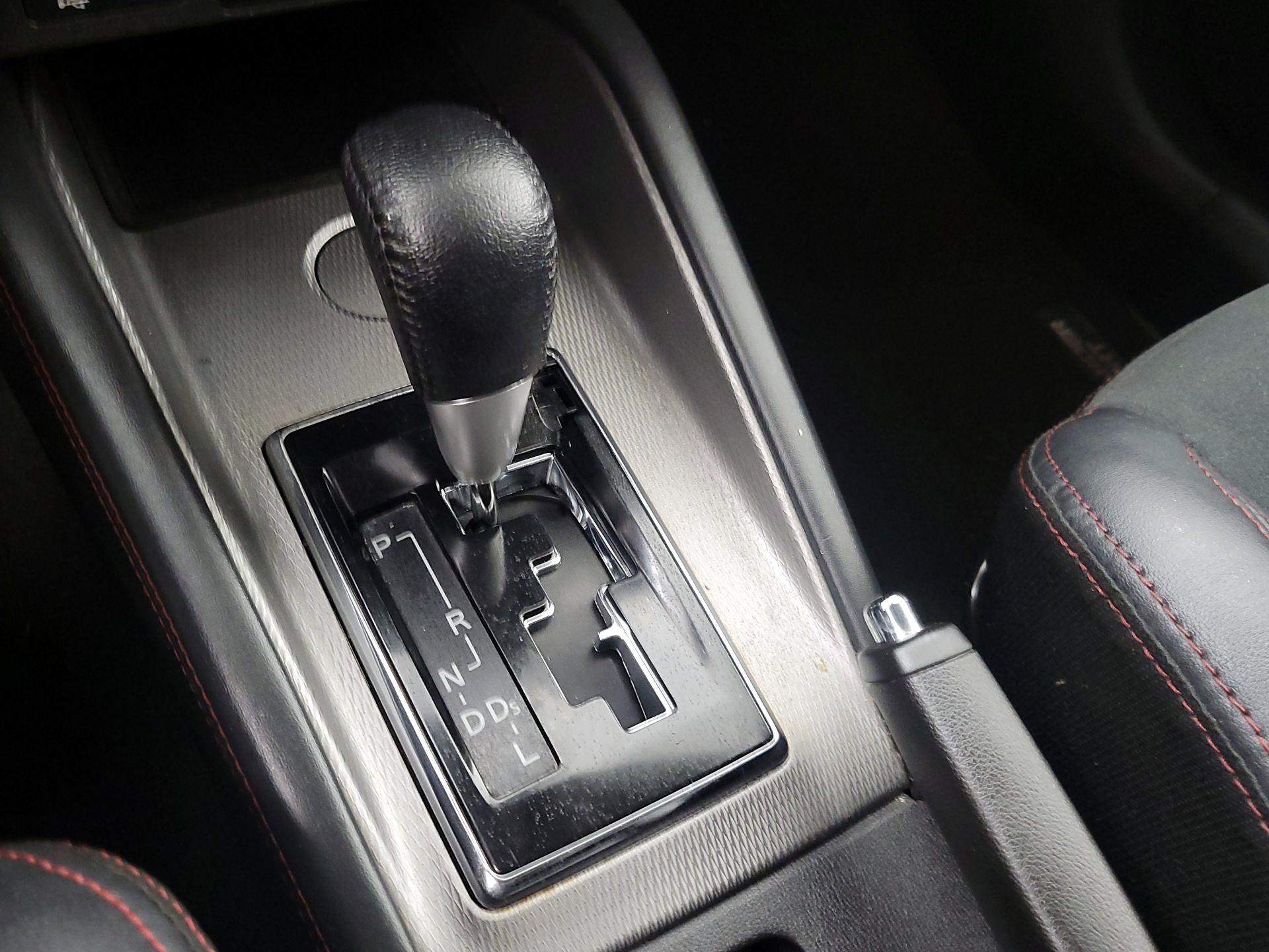 Thumbnail: 2022 Mitsubishi Outlander Sport - 17