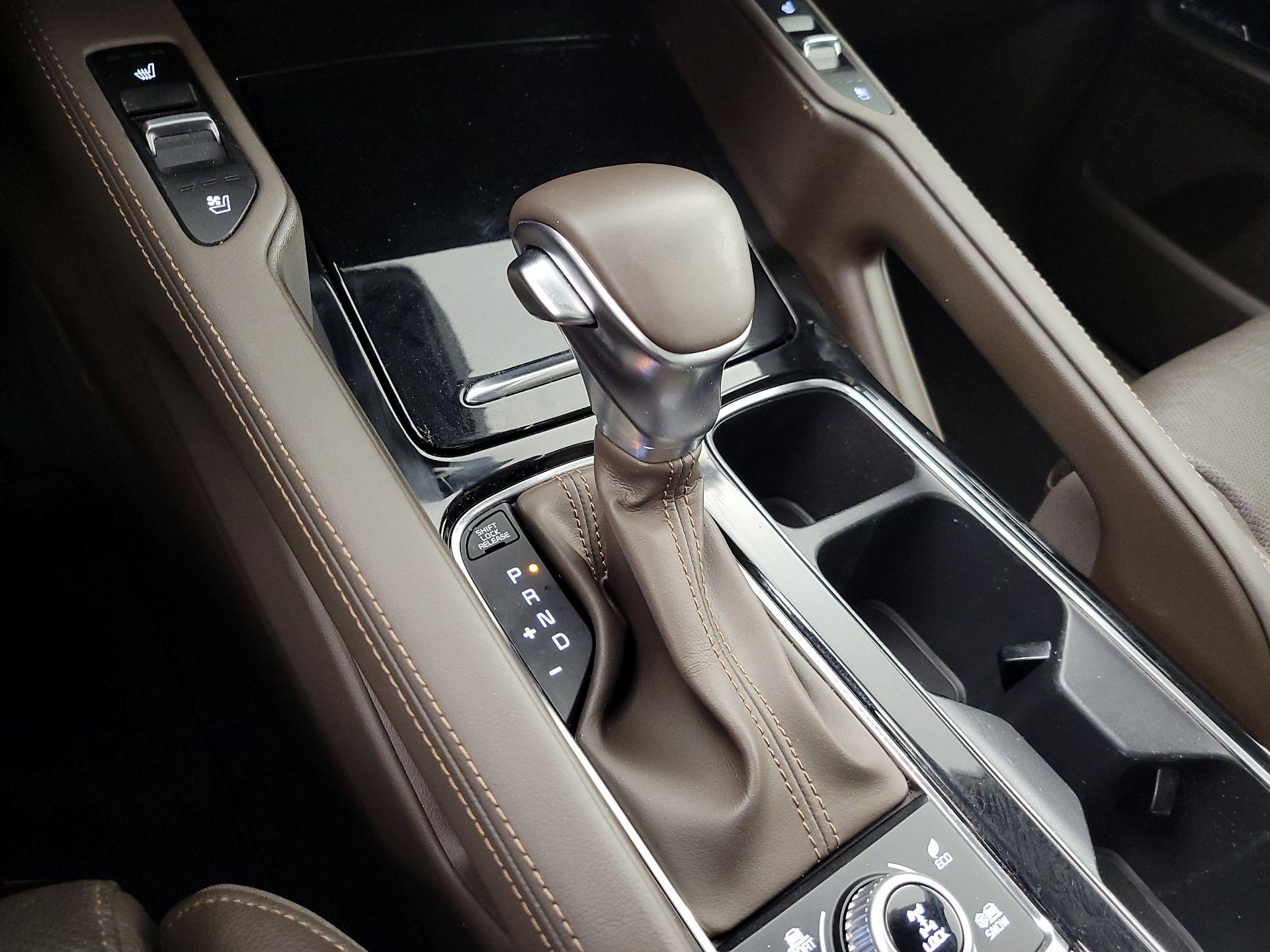 Thumbnail: 2022 Kia Telluride - 18