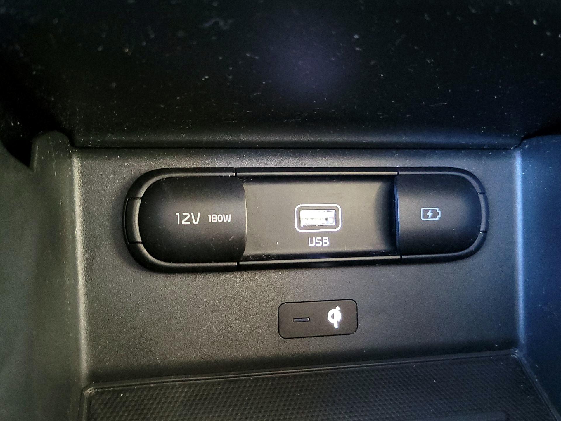 Thumbnail: 2022 Kia Telluride - 19