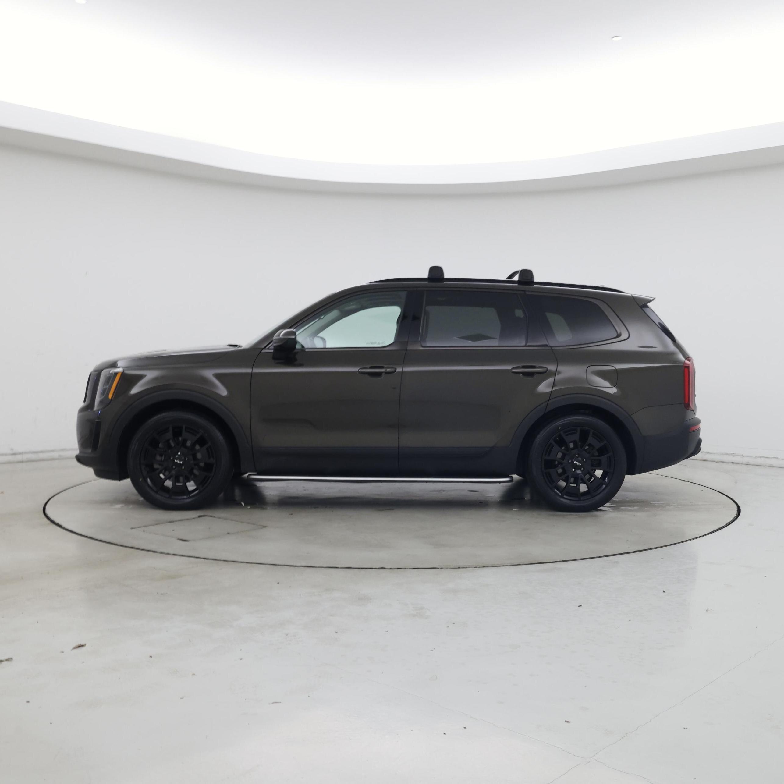 Thumbnail: 2022 Kia Telluride - 3