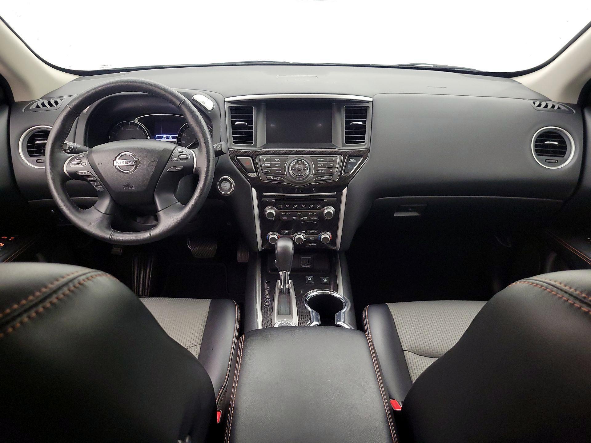 Thumbnail: 2019 Nissan Pathfinder - 9