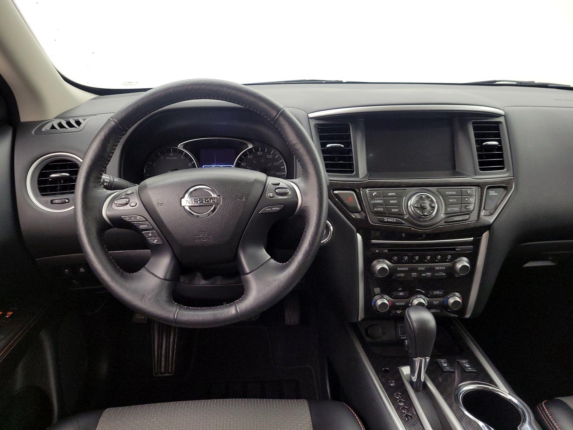 Thumbnail: 2019 Nissan Pathfinder - 10