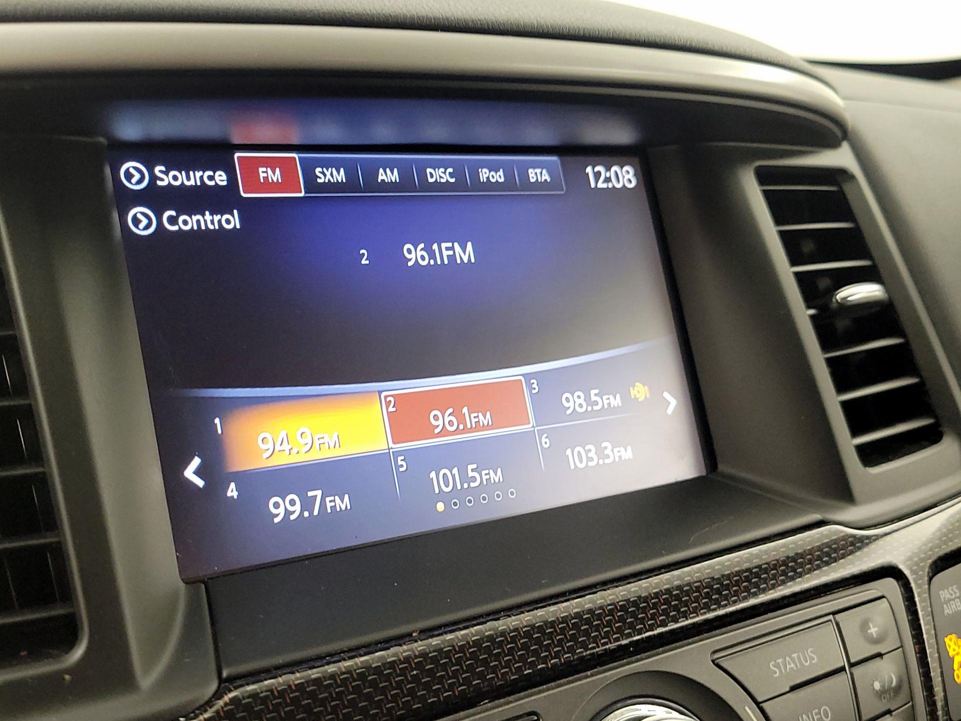 Thumbnail: 2019 Nissan Pathfinder - 16