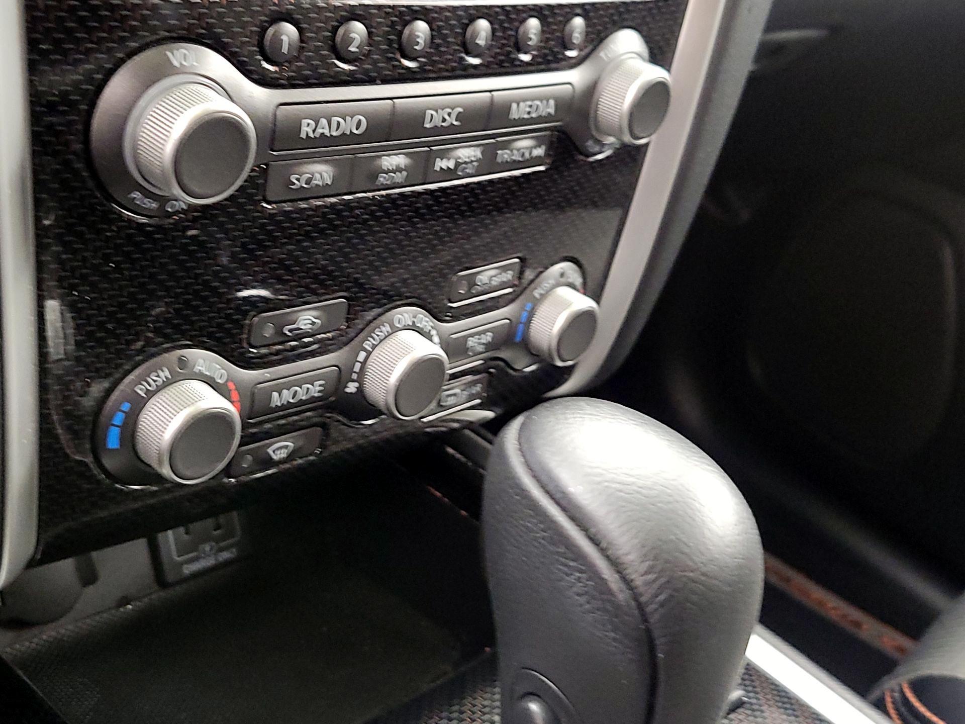 Thumbnail: 2019 Nissan Pathfinder - 17