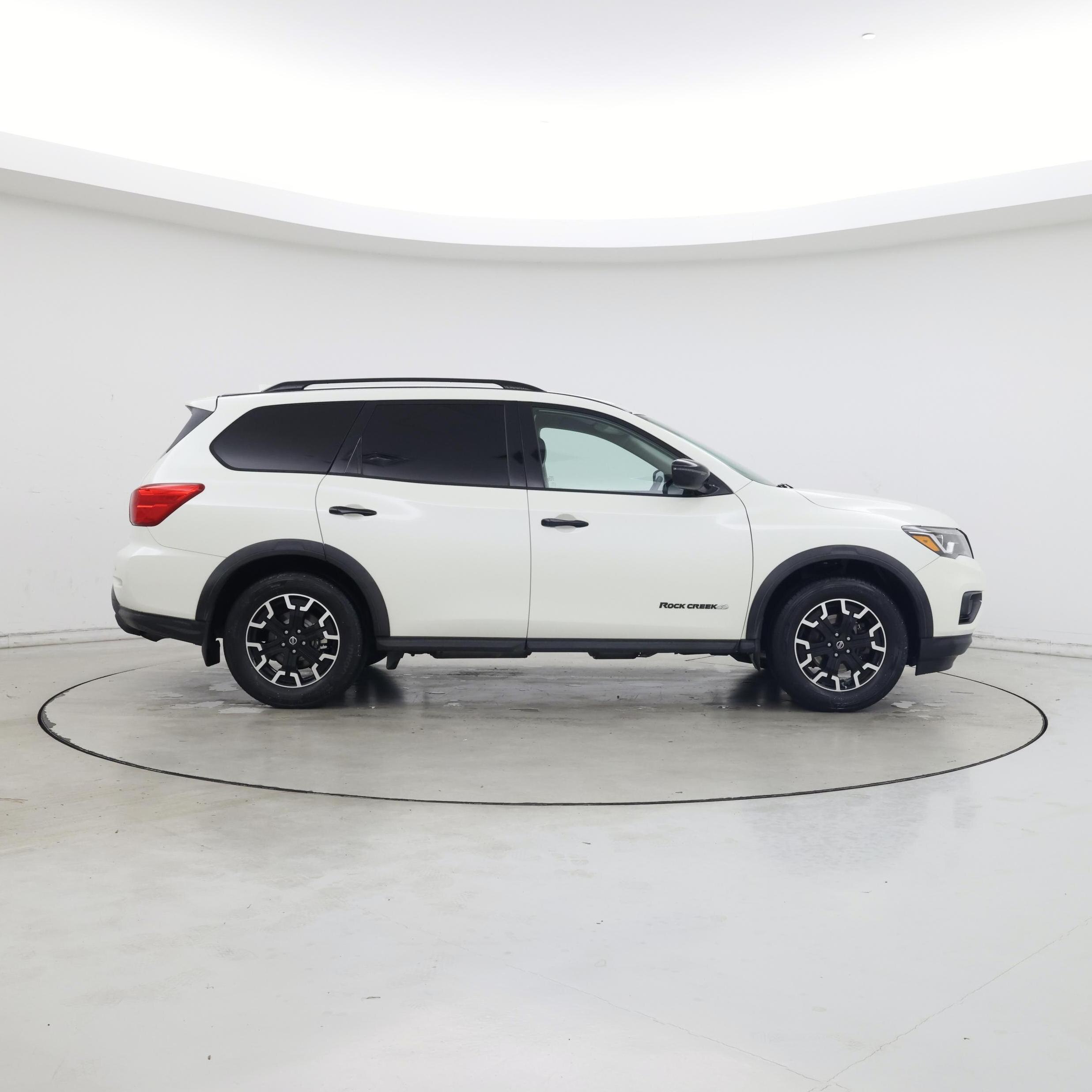 Thumbnail: 2019 Nissan Pathfinder - 7