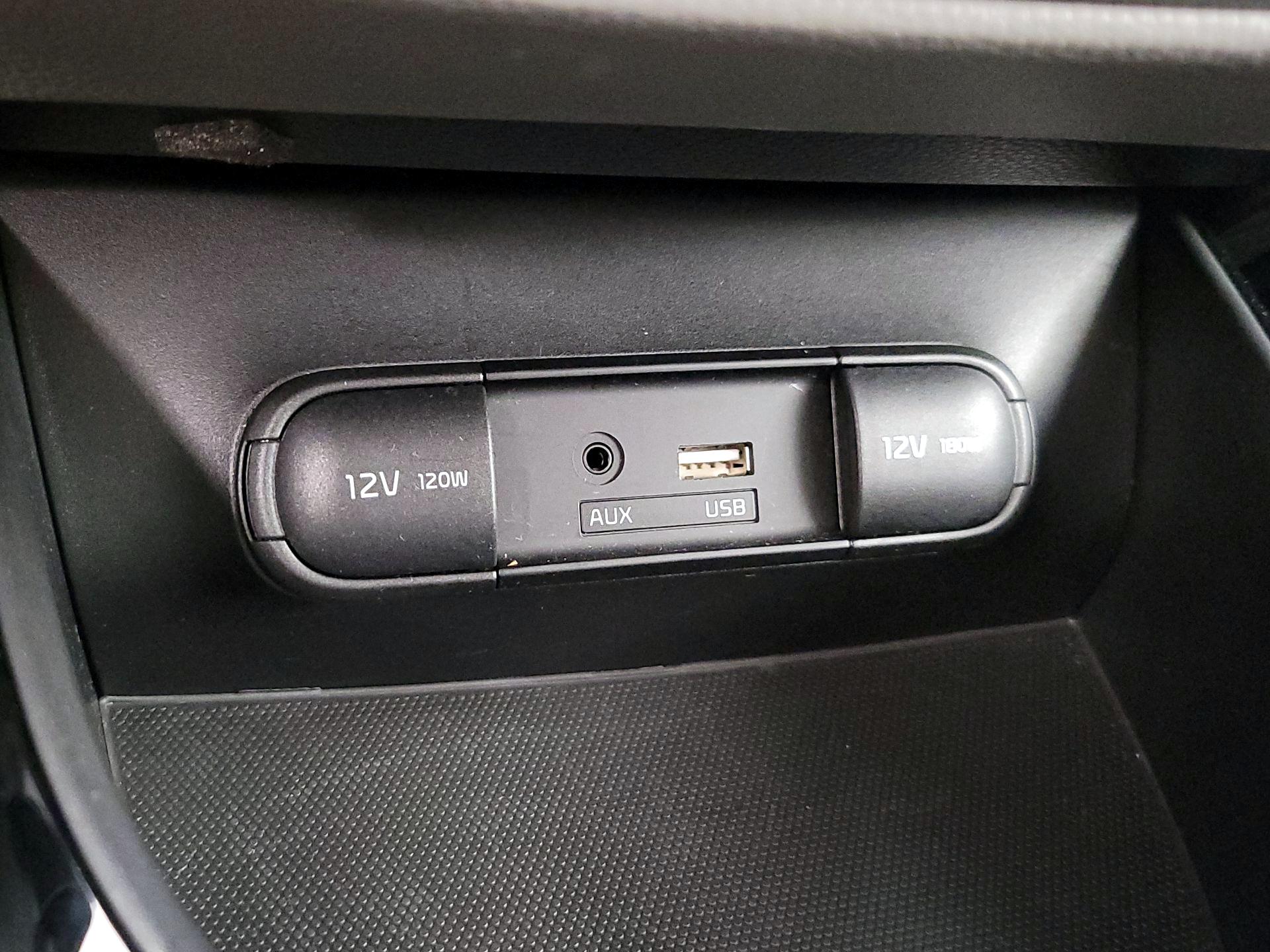 Thumbnail: 2019 Kia Soul - 19