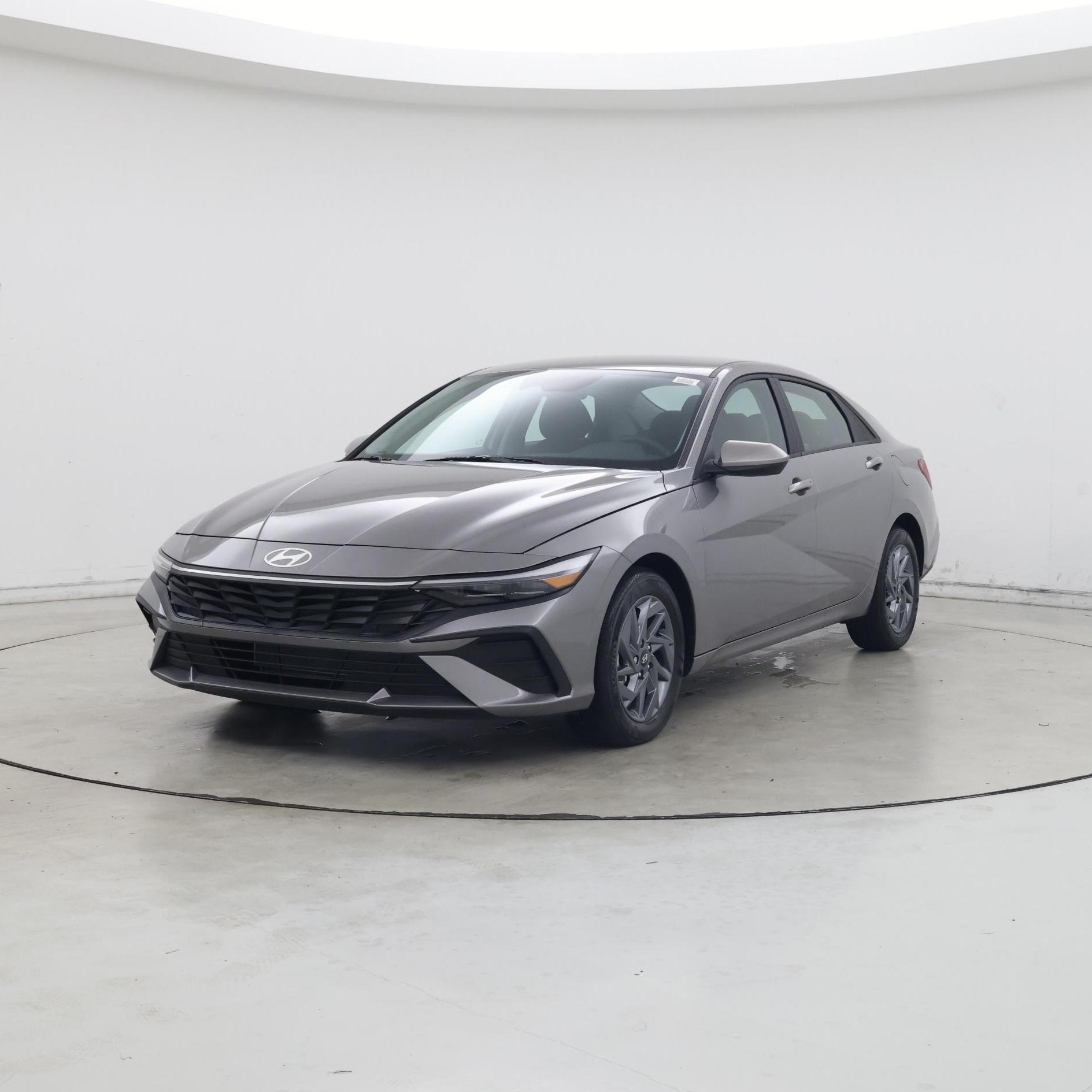 Thumbnail: 2024 Hyundai Elantra - 4