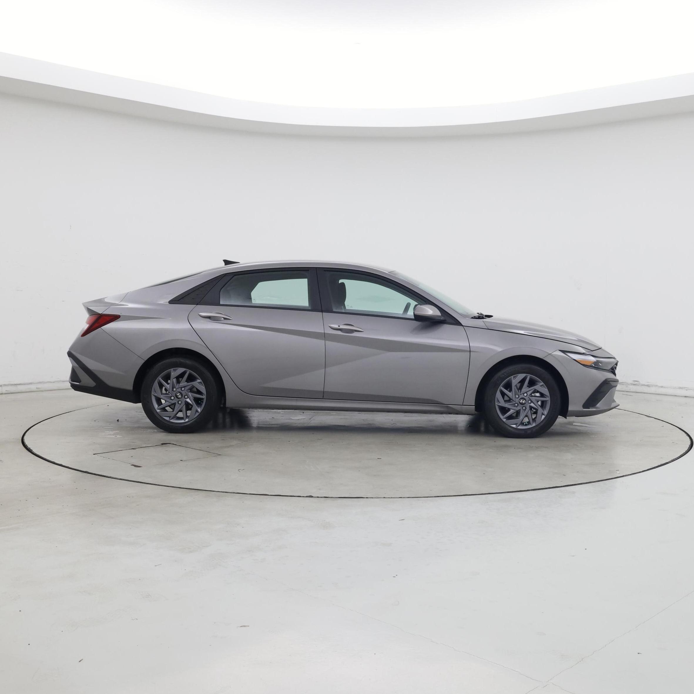 Thumbnail: 2024 Hyundai Elantra - 7