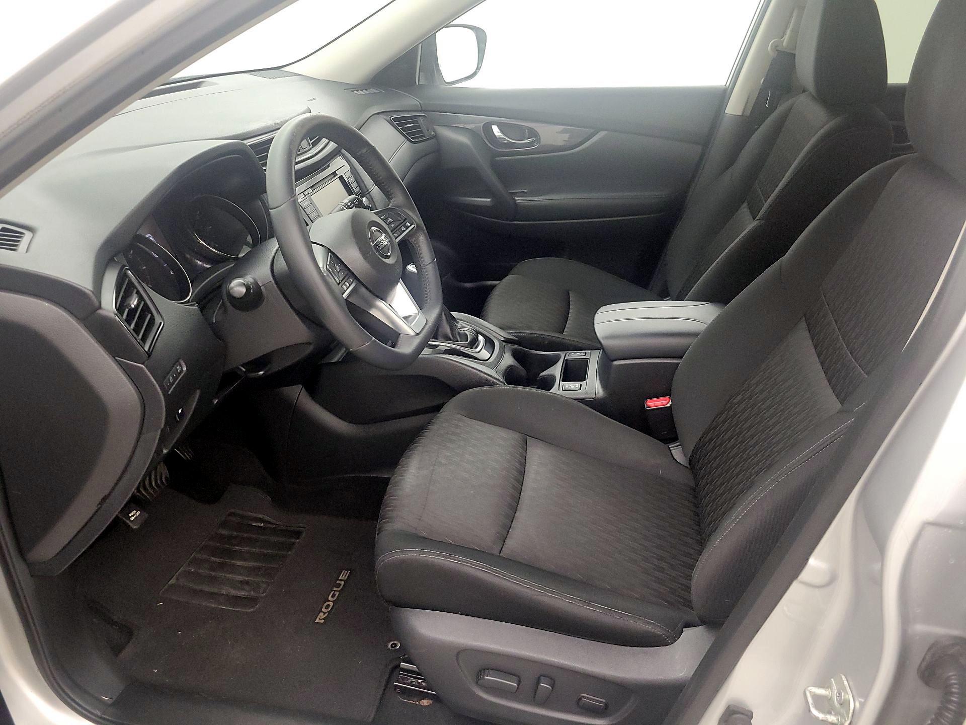 Thumbnail: 2018 Nissan Rogue - 11