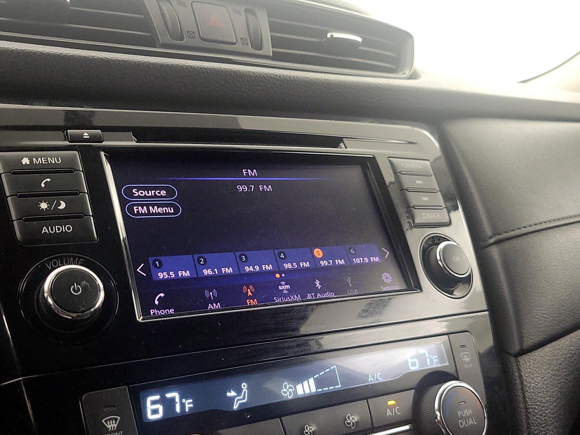 Thumbnail: 2018 Nissan Rogue - 15