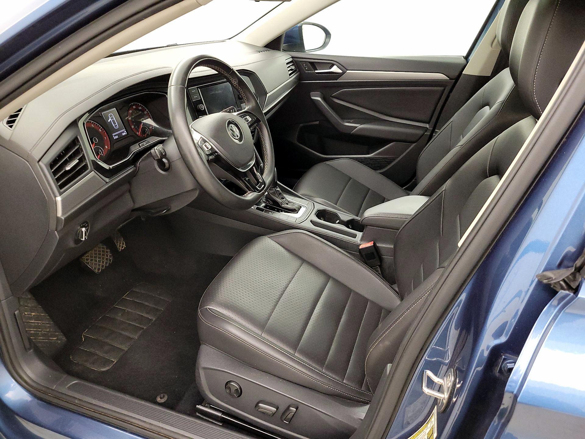 Thumbnail: 2021 Volkswagen Jetta - 11