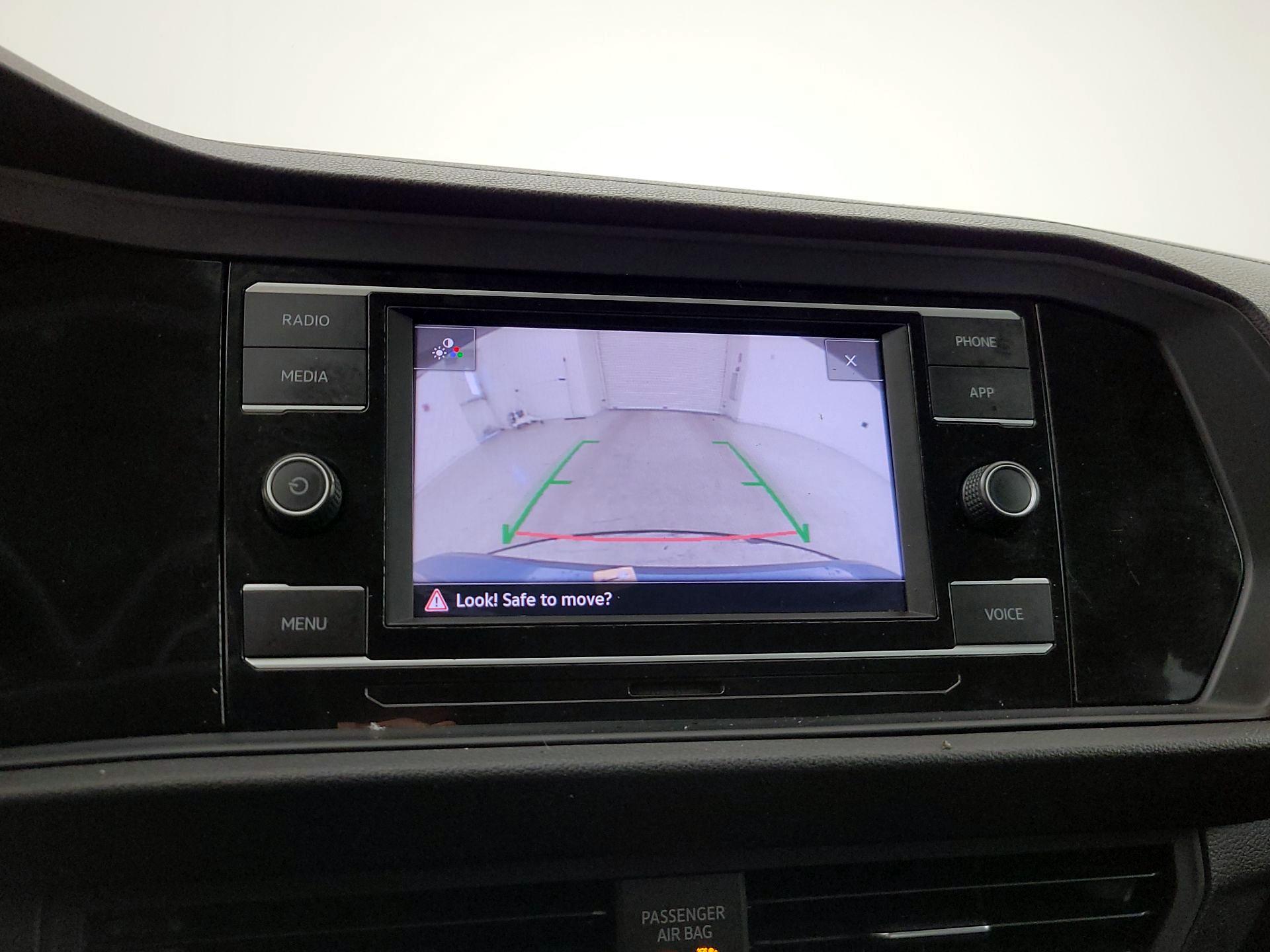 Thumbnail: 2021 Volkswagen Jetta - 14