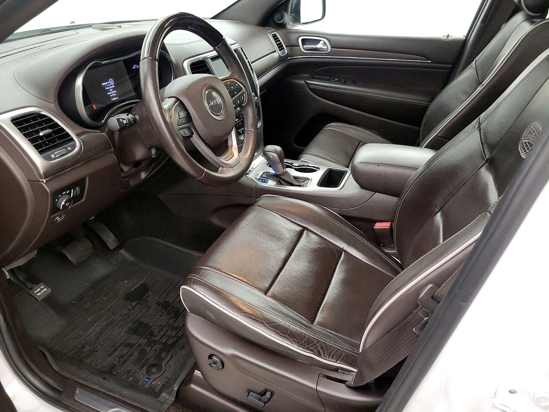 Thumbnail: 2018 Jeep Grand Cherokee - 11