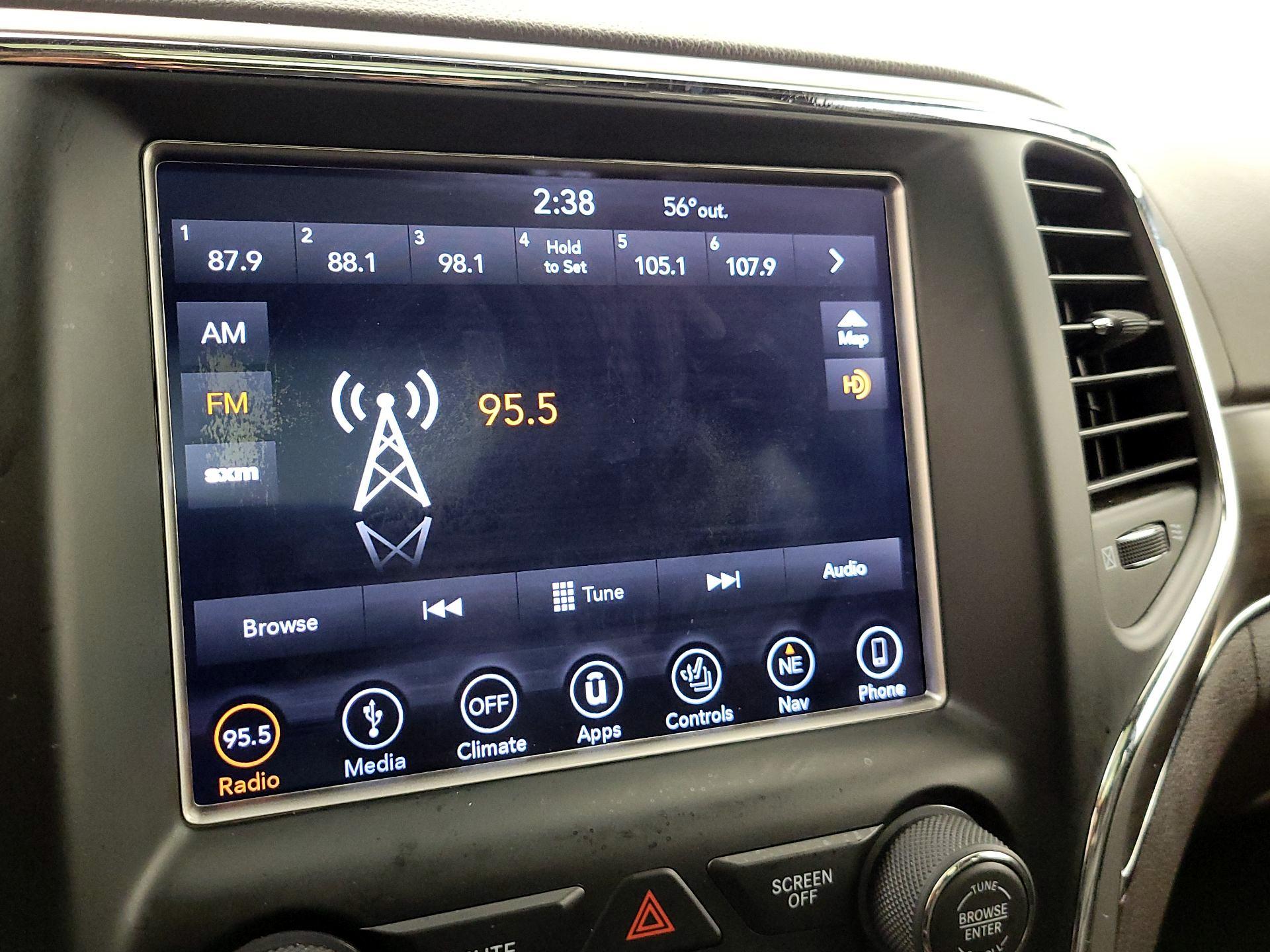 Thumbnail: 2018 Jeep Grand Cherokee - 16