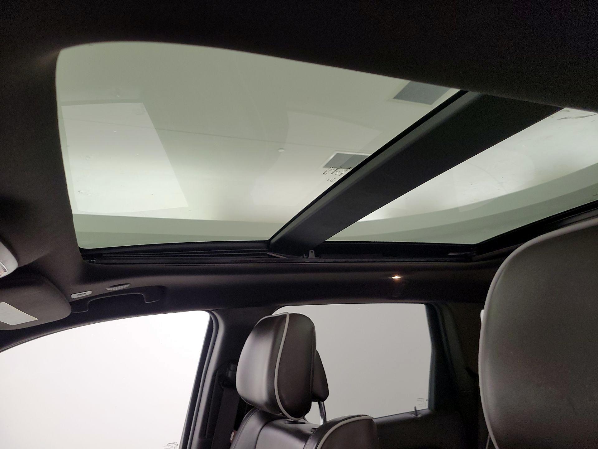 Thumbnail: 2018 Jeep Grand Cherokee - 20