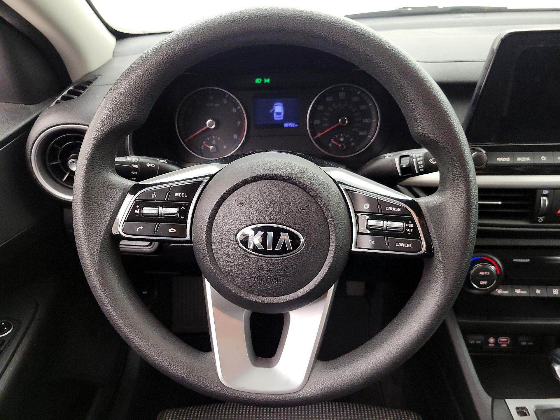 Thumbnail: 2019 Kia Forte - 10