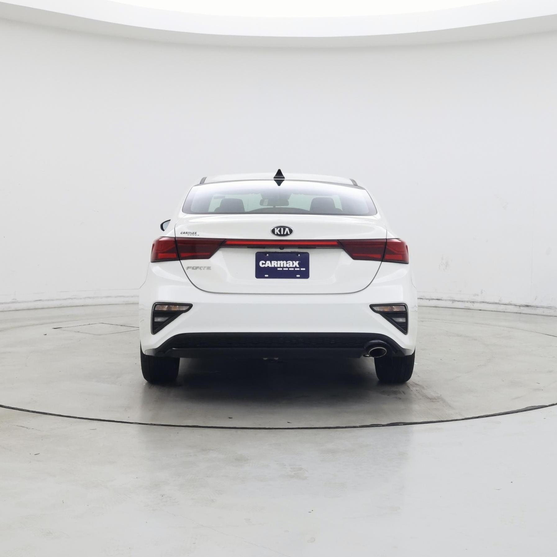 Thumbnail: 2019 Kia Forte - 6