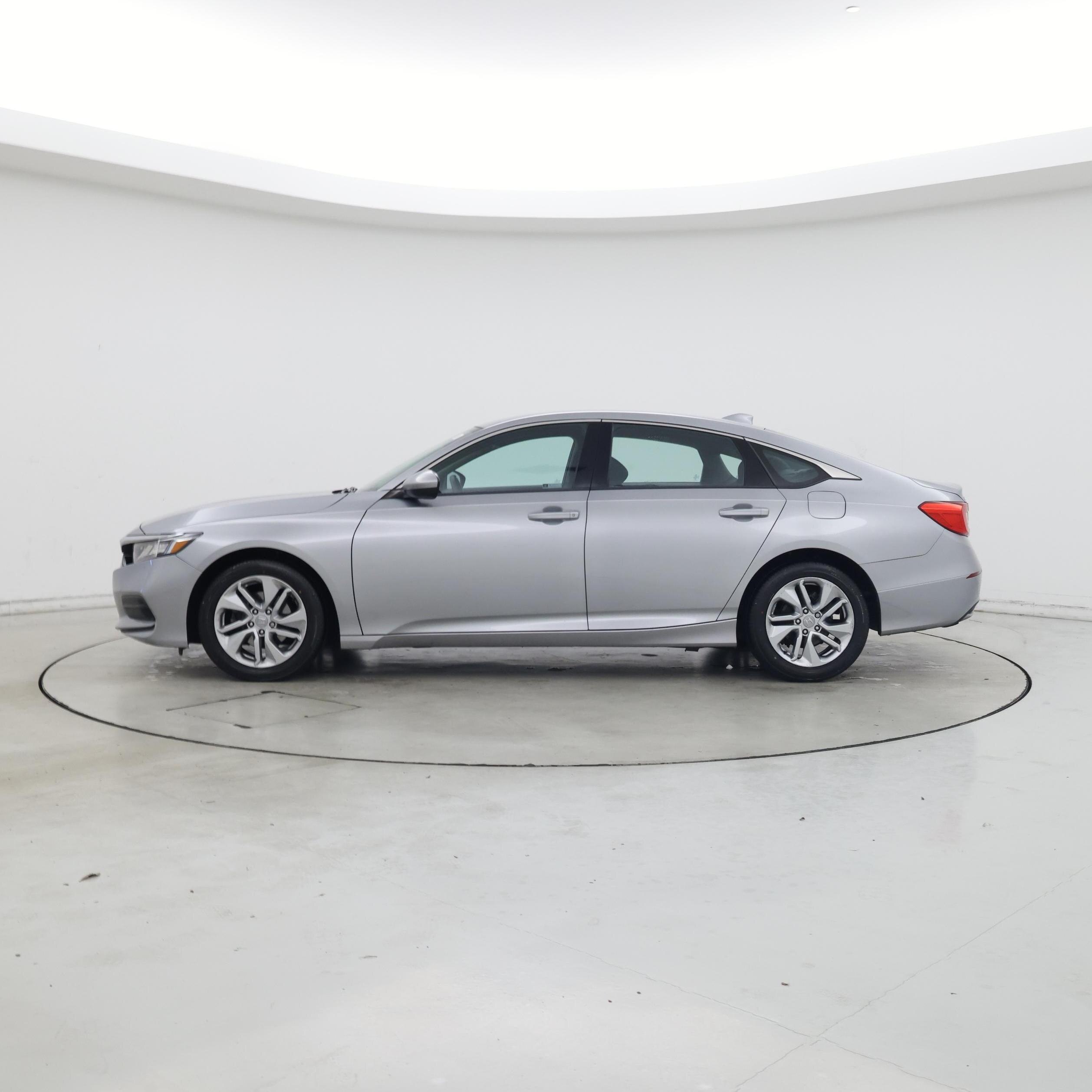 Thumbnail: 2019 Honda Accord - 3