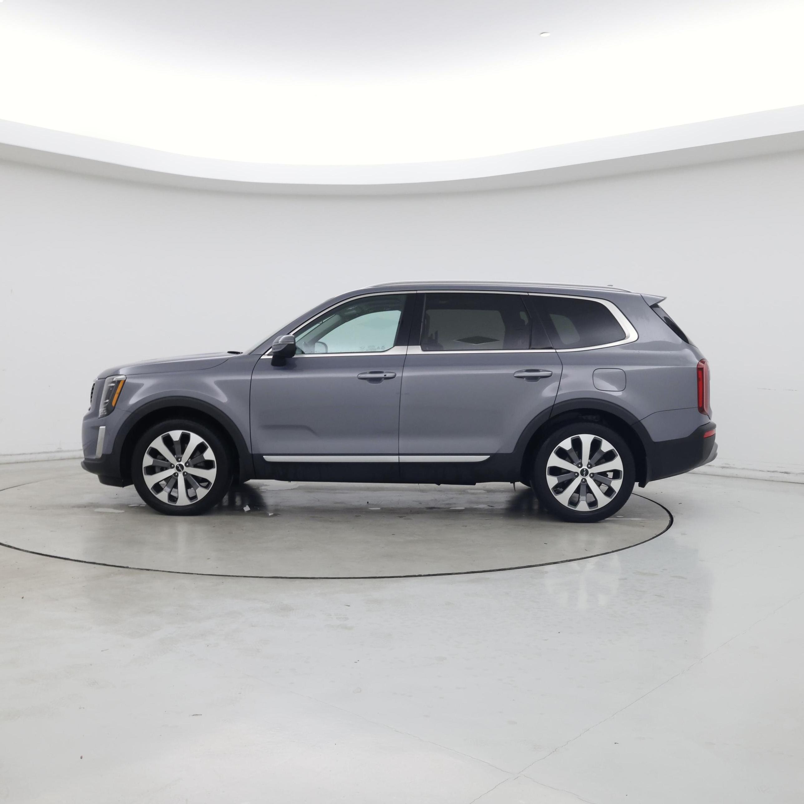 Thumbnail: 2022 Kia Telluride - 3