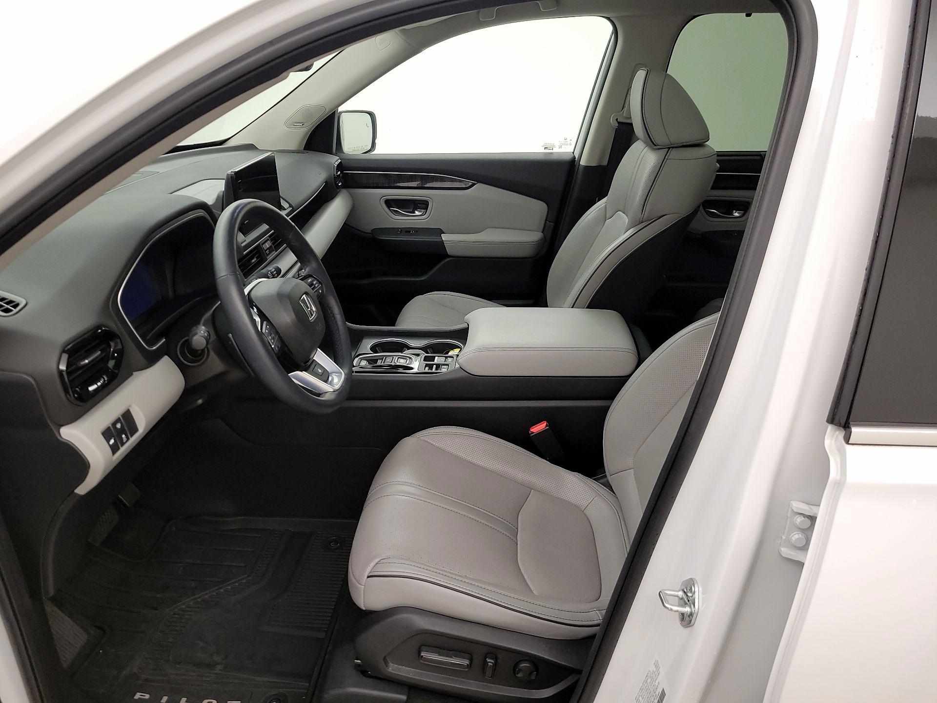 Thumbnail: 2023 Honda Pilot - 11
