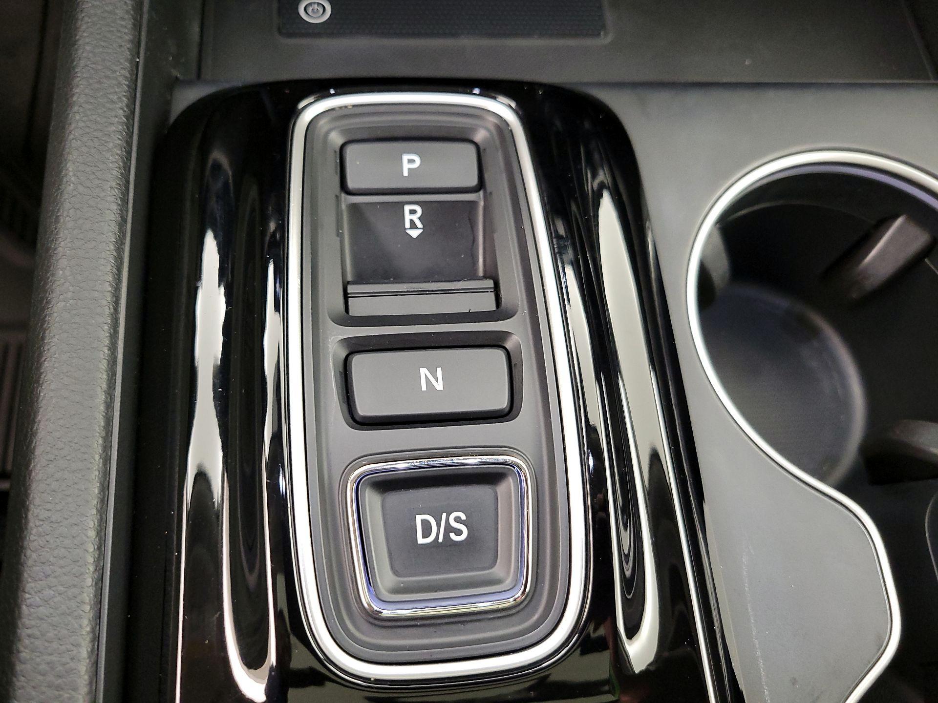Thumbnail: 2023 Honda Pilot - 18