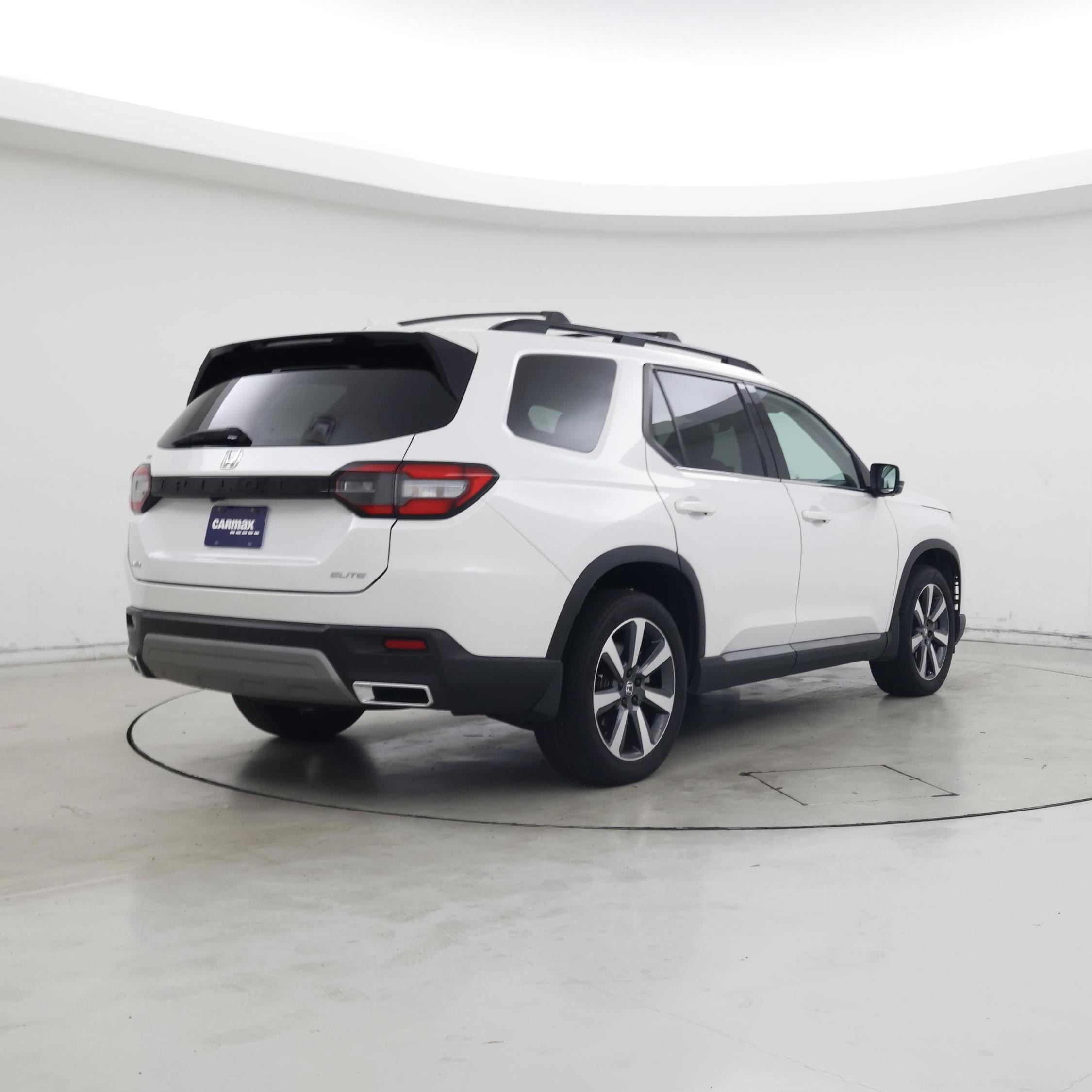 Thumbnail: 2023 Honda Pilot - 8