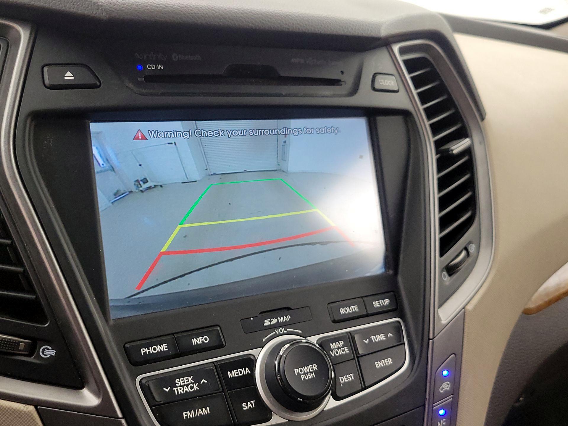 Thumbnail: 2014 Hyundai Santa Fe - 15