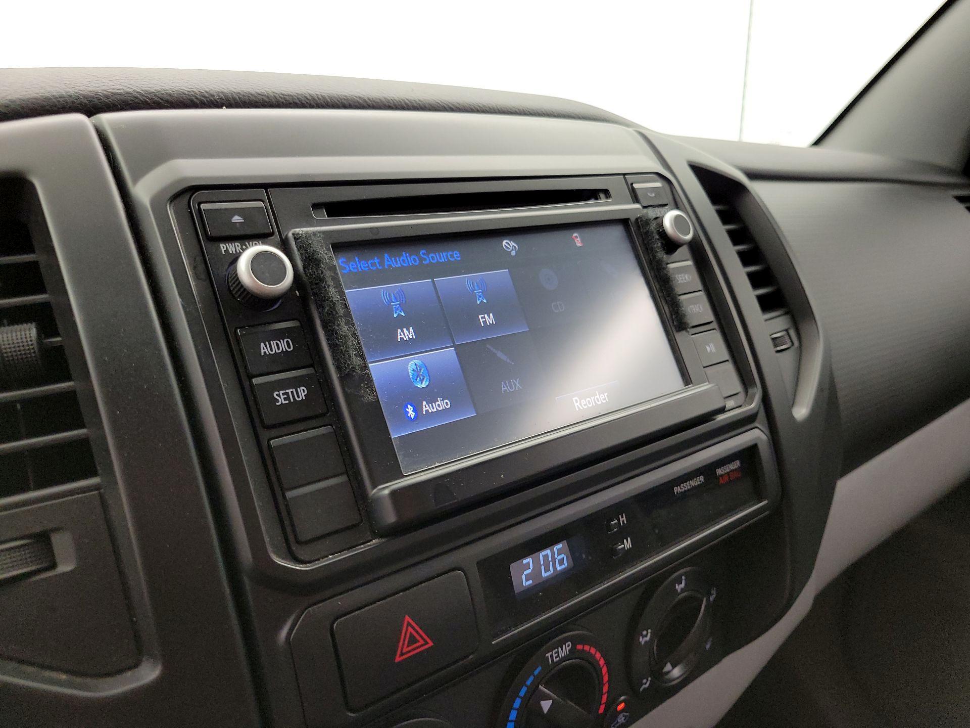 Thumbnail: 2014 Toyota Tacoma - 15