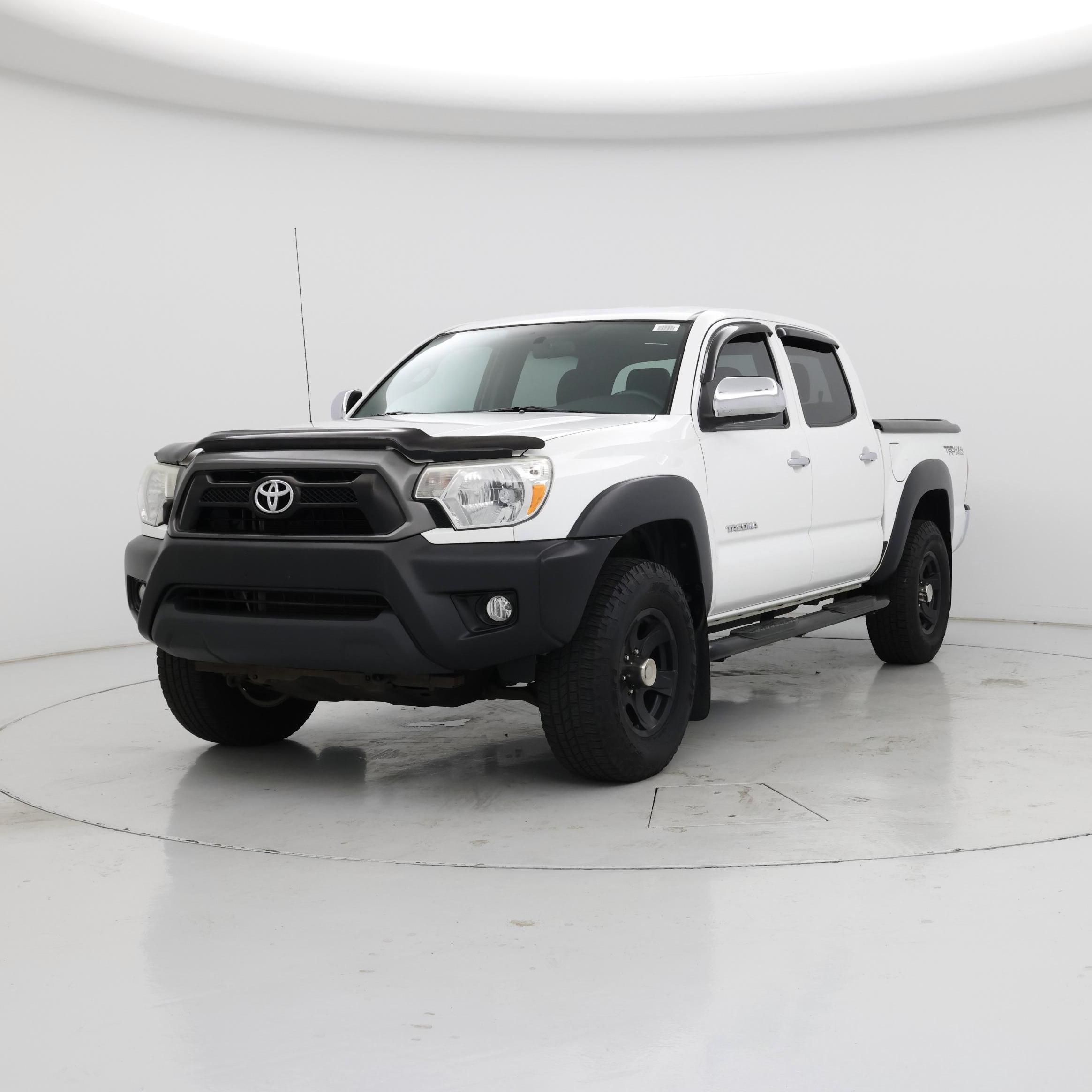 Thumbnail: 2014 Toyota Tacoma - 4