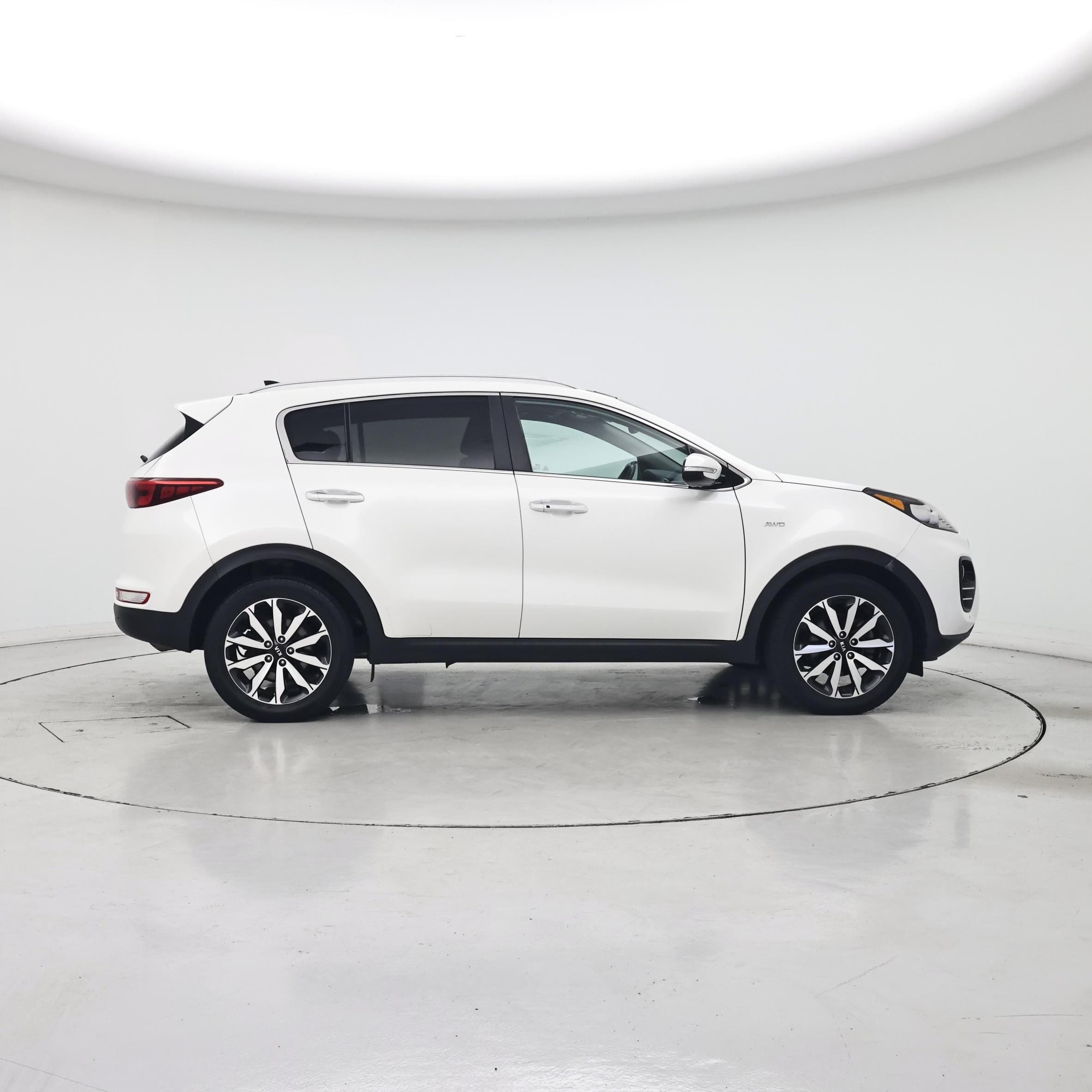 Thumbnail: 2017 Kia Sportage - 7
