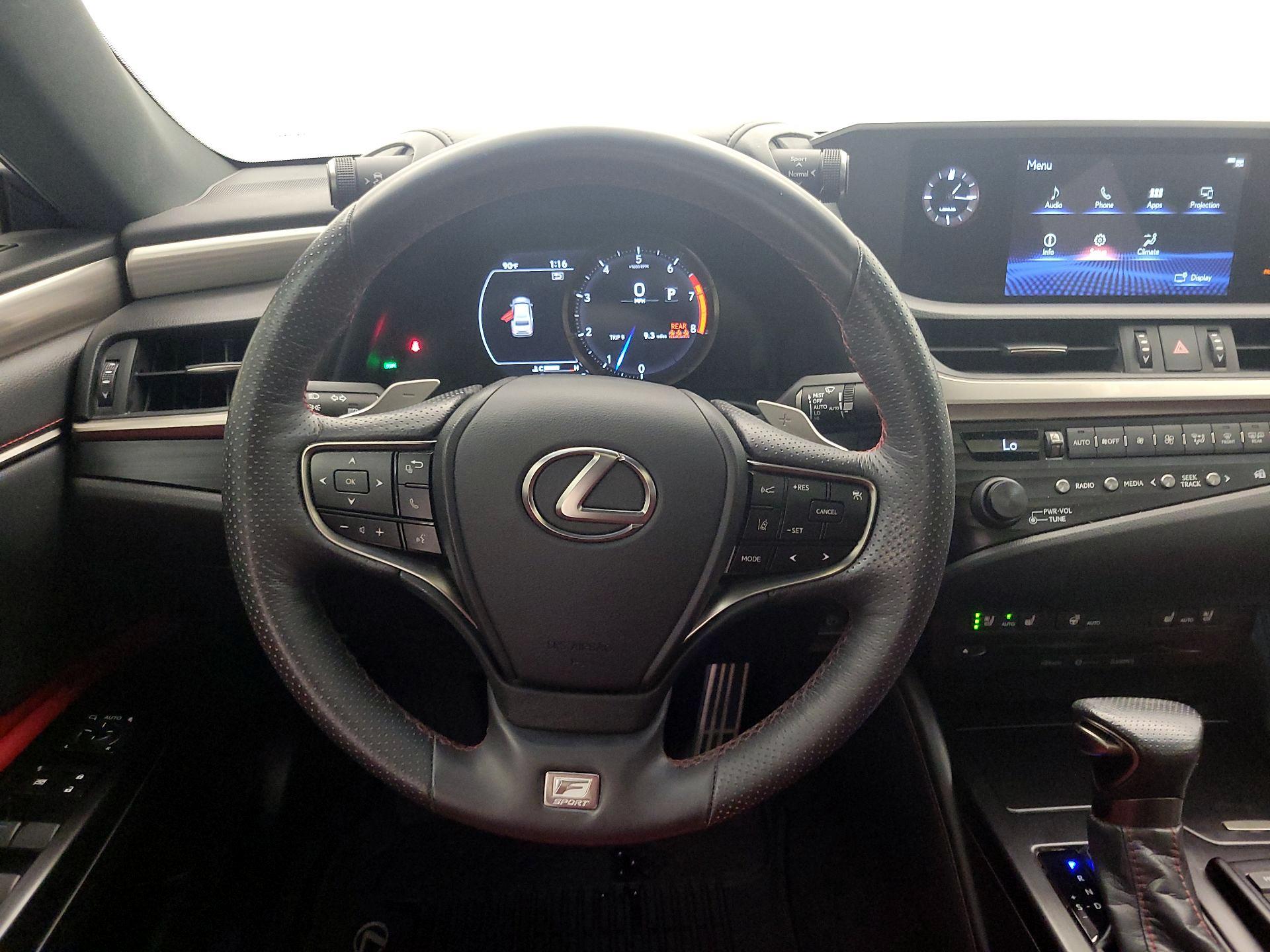 Thumbnail: 2020 Lexus ES - 10