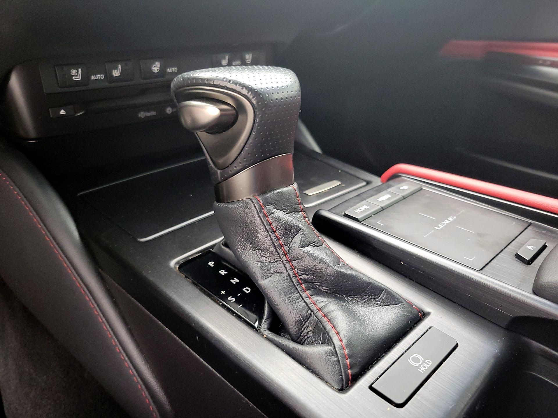 Thumbnail: 2020 Lexus ES - 17